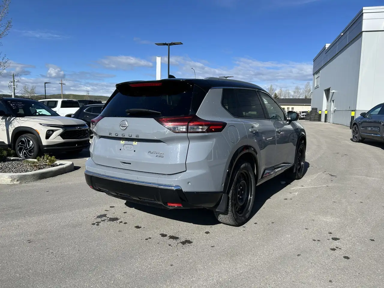 Nissan Rogue снимка Nissan Rogue