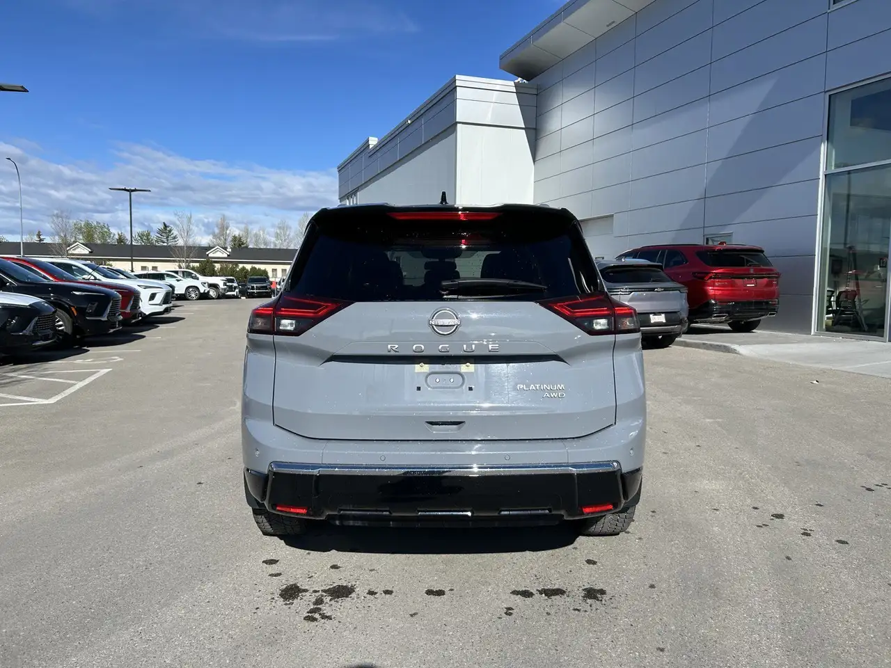 Nissan Rogue снимка Nissan Rogue