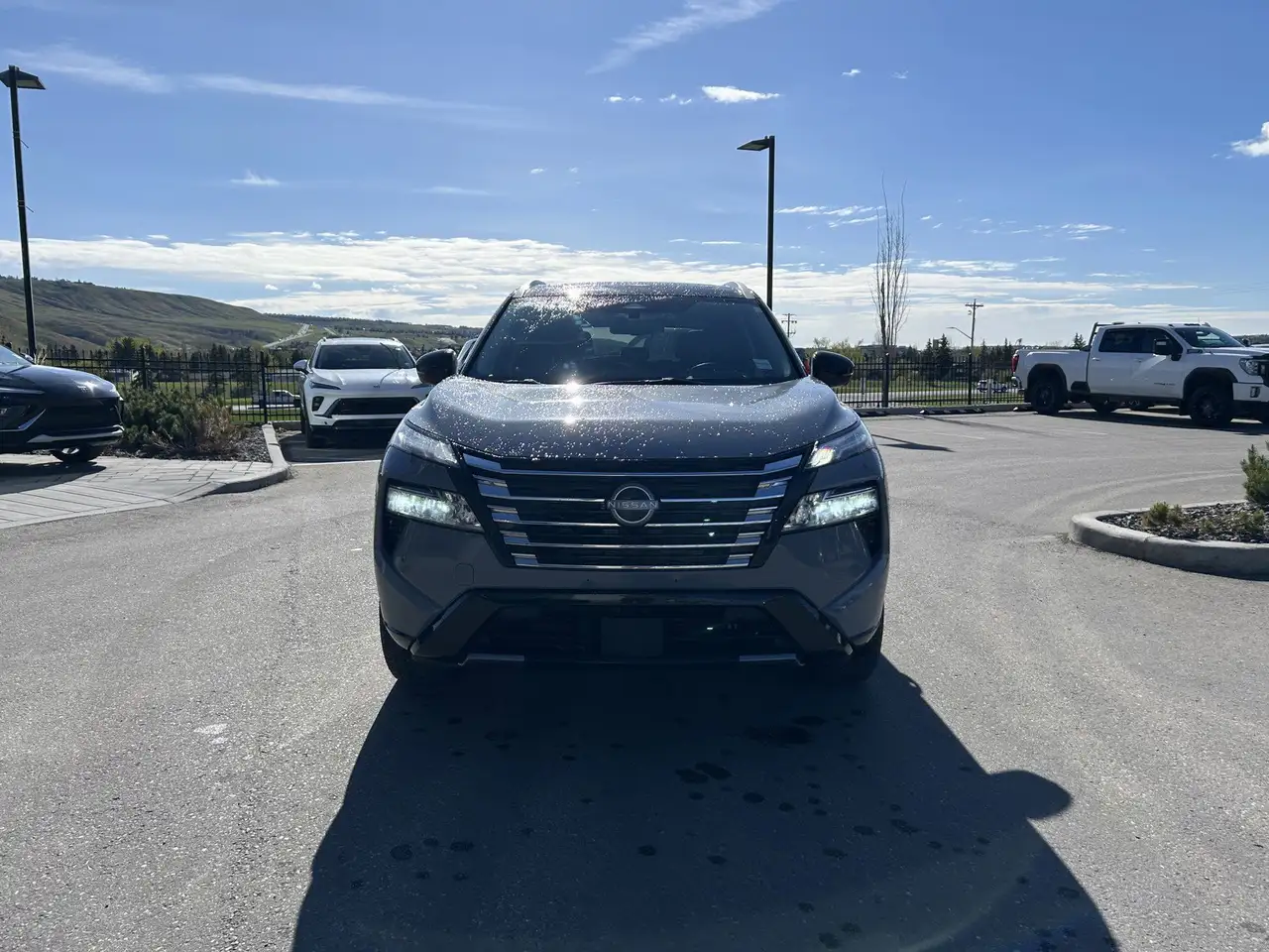 Nissan Rogue снимка Nissan Rogue