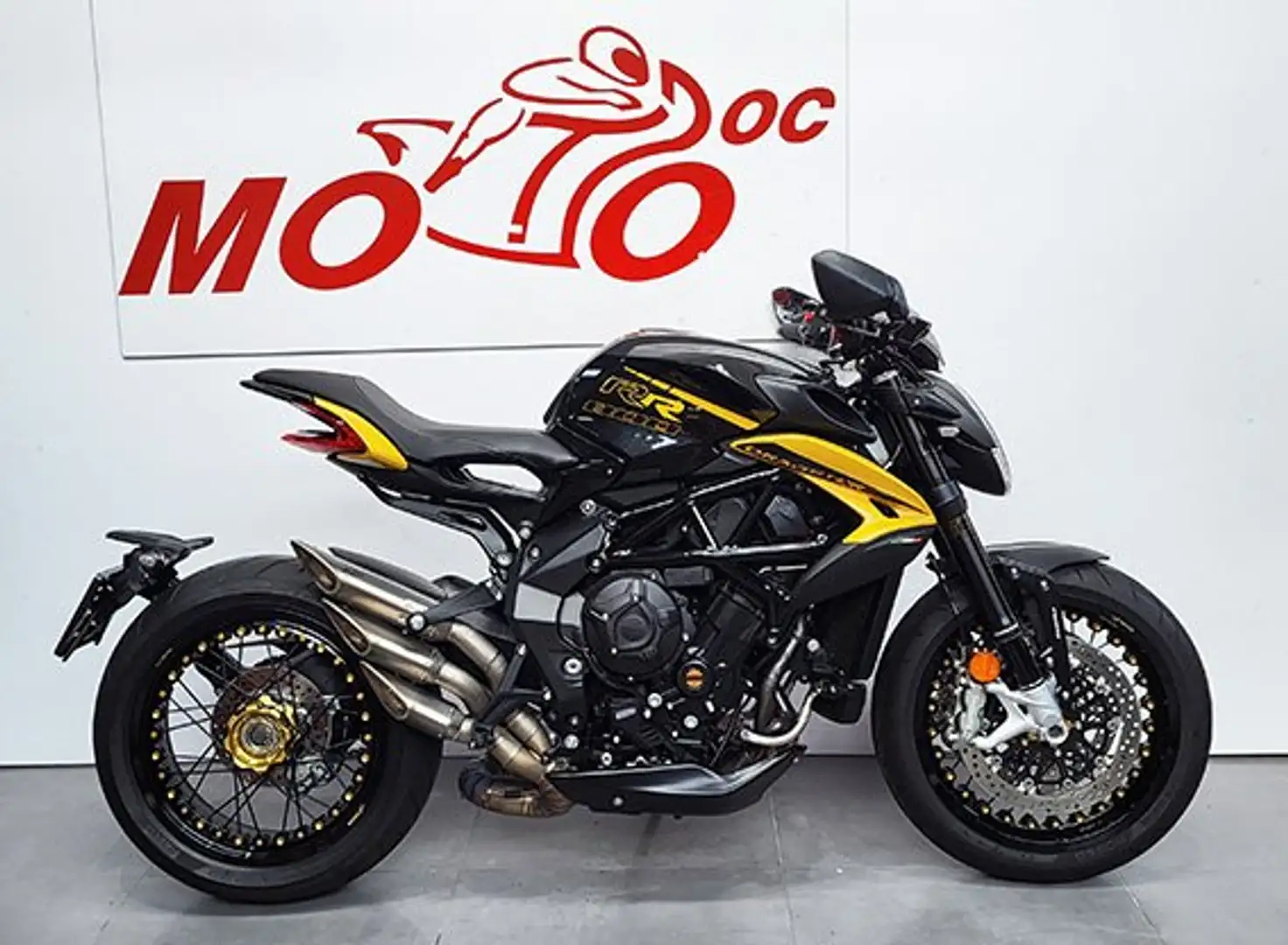 MV Agusta Dragster 800RR ***MOTODOC.BE*** Noir - 1