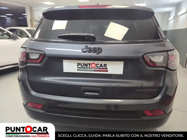 Jeep Compass view 5