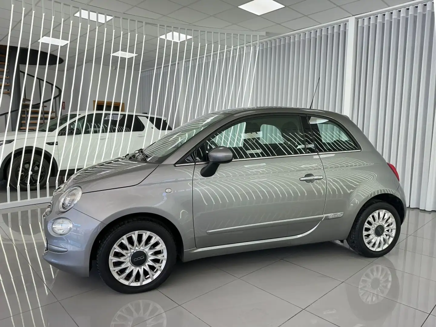 Fiat 500 1.2 Lounge Gris - 2