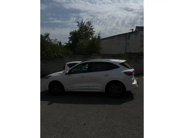 Ford Kuga view 5