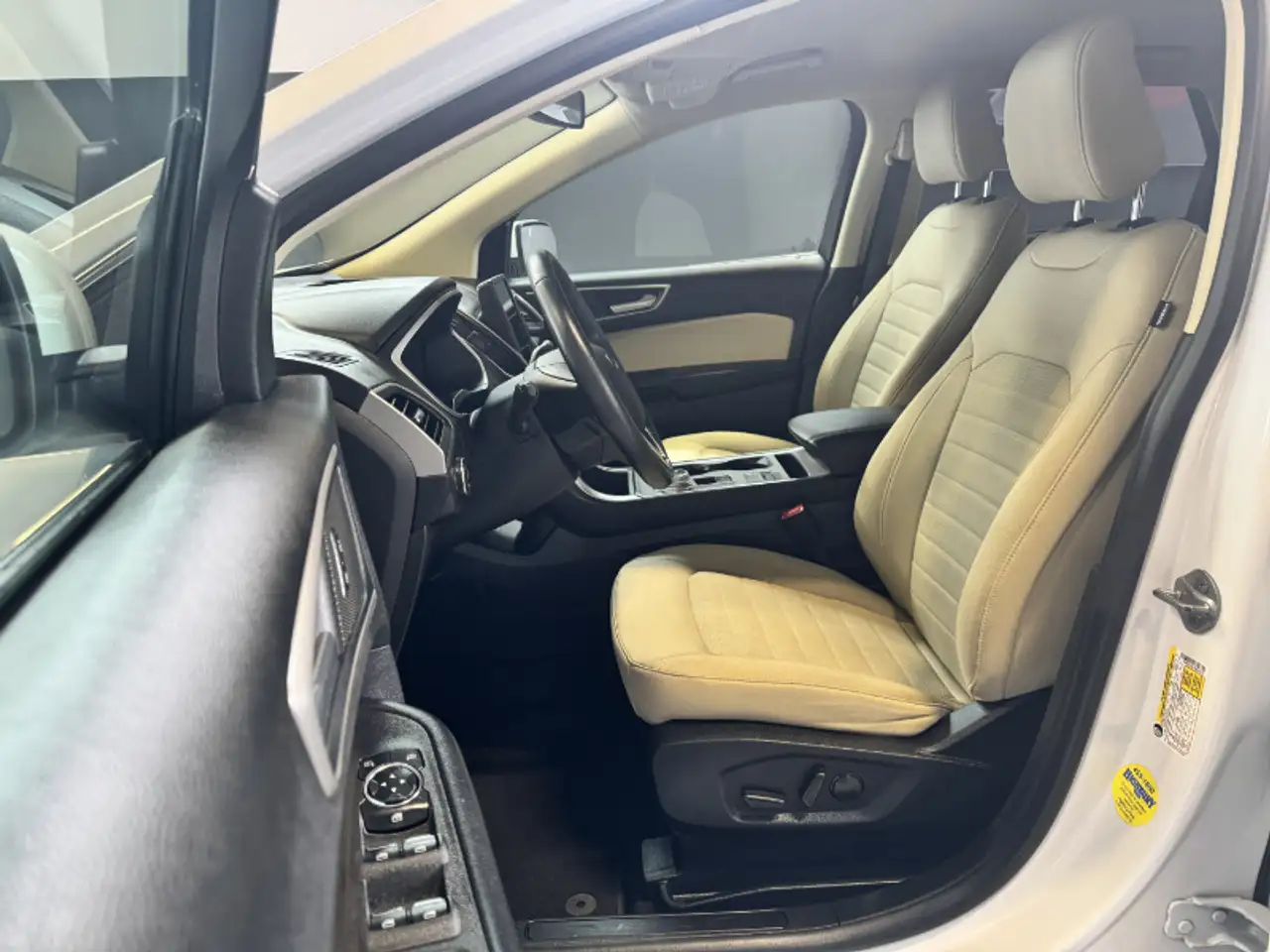 Ford Edge снимка Ford Edge