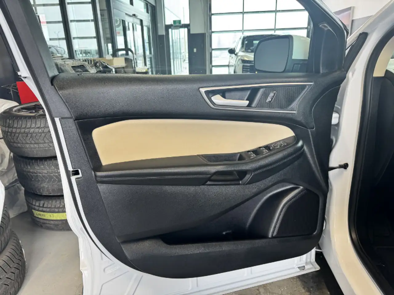 Ford Edge снимка Ford Edge