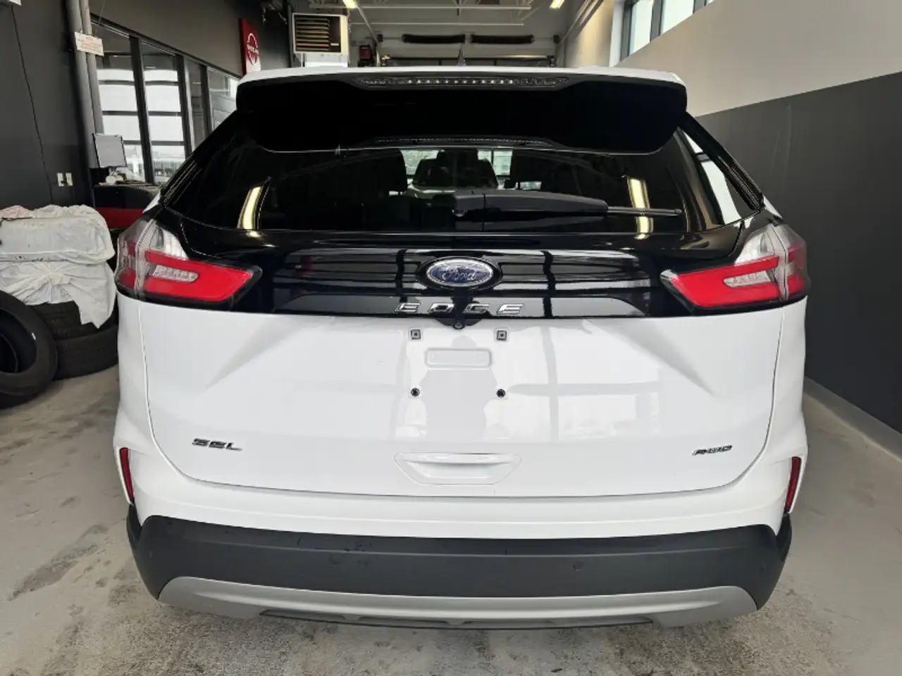 Ford Edge снимка Ford Edge