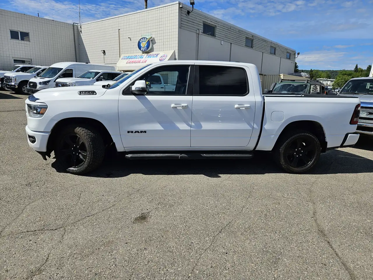 RAM 1500 снимка RAM 1500