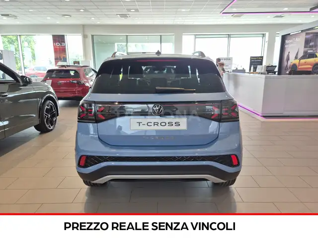 Volkswagen T-Cross view 2