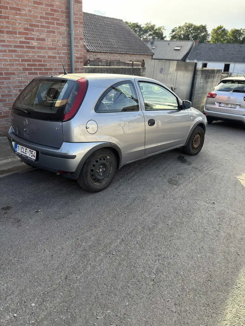 Opel Corsa 1.2i XE 16v Enjoy - 1