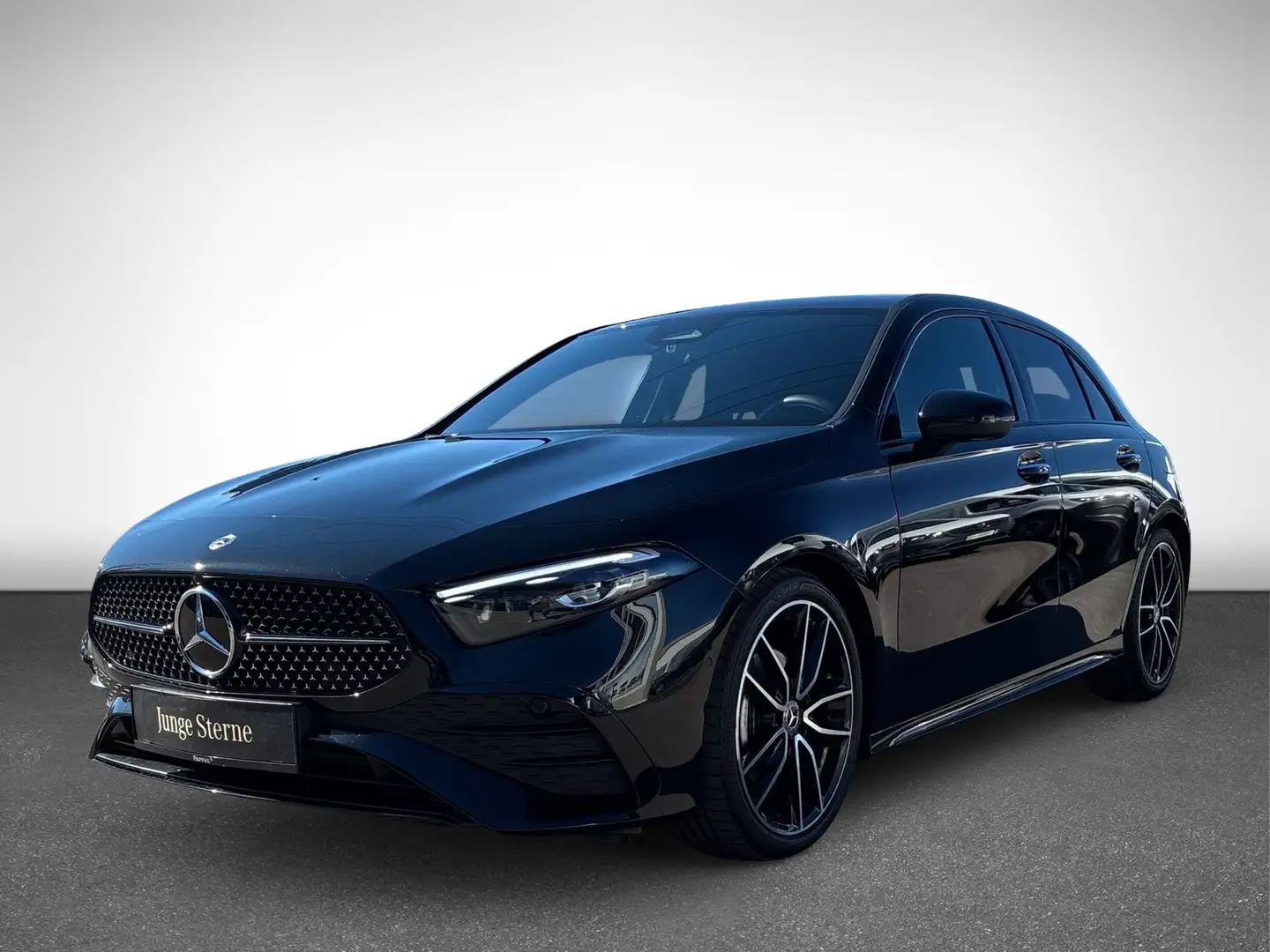 Mercedes-Benz A 180 d Kompaktlimousine Österreich-Edition AMG Line Schwarz - 2