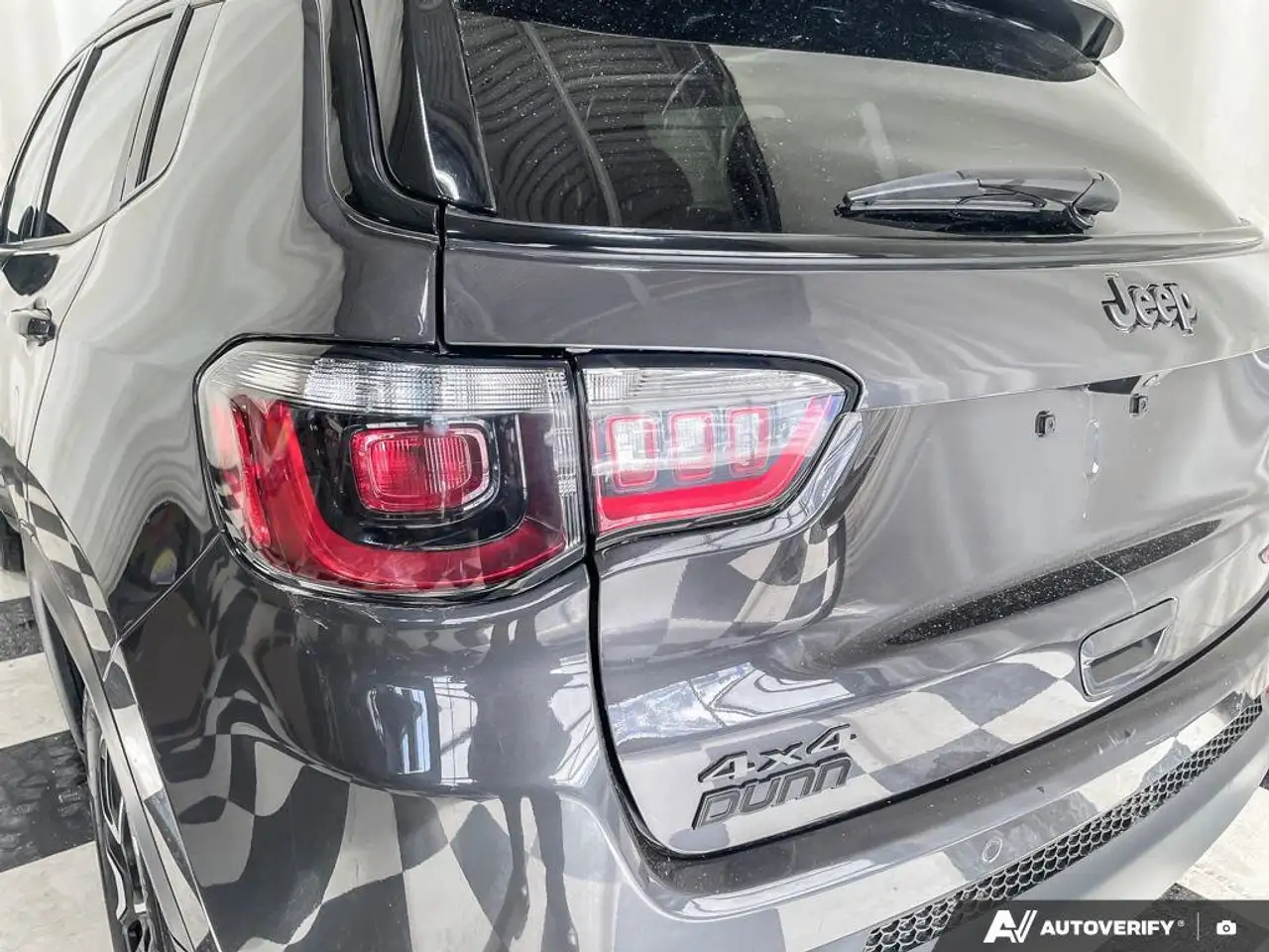 Jeep Compass снимка Jeep Compass