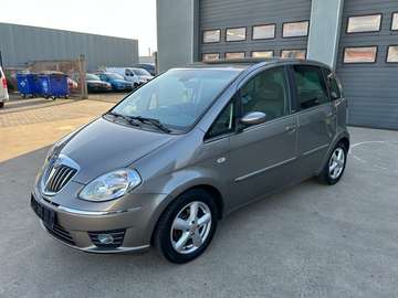 1.4 benzine 150k gelopen 70 kw zie foto's word gekeurd verkocht