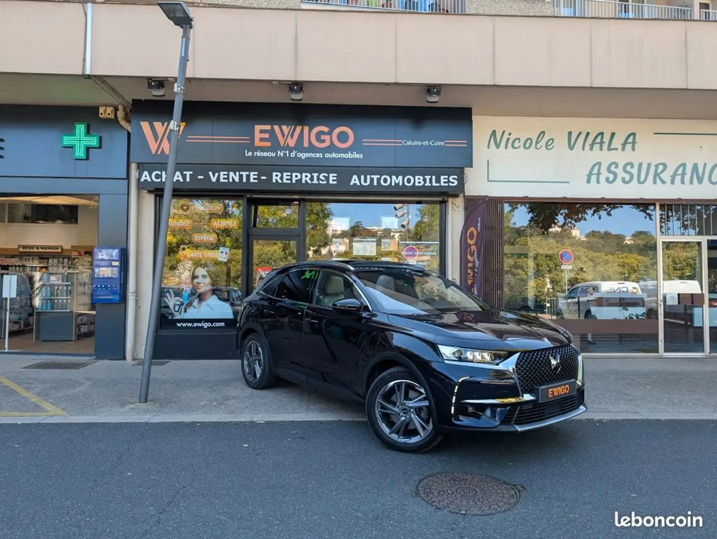 DS Automobiles DS 7 Crossback automobiles e-tense 4x4 300ch rivoli toit ouvrant pano attelage - 1