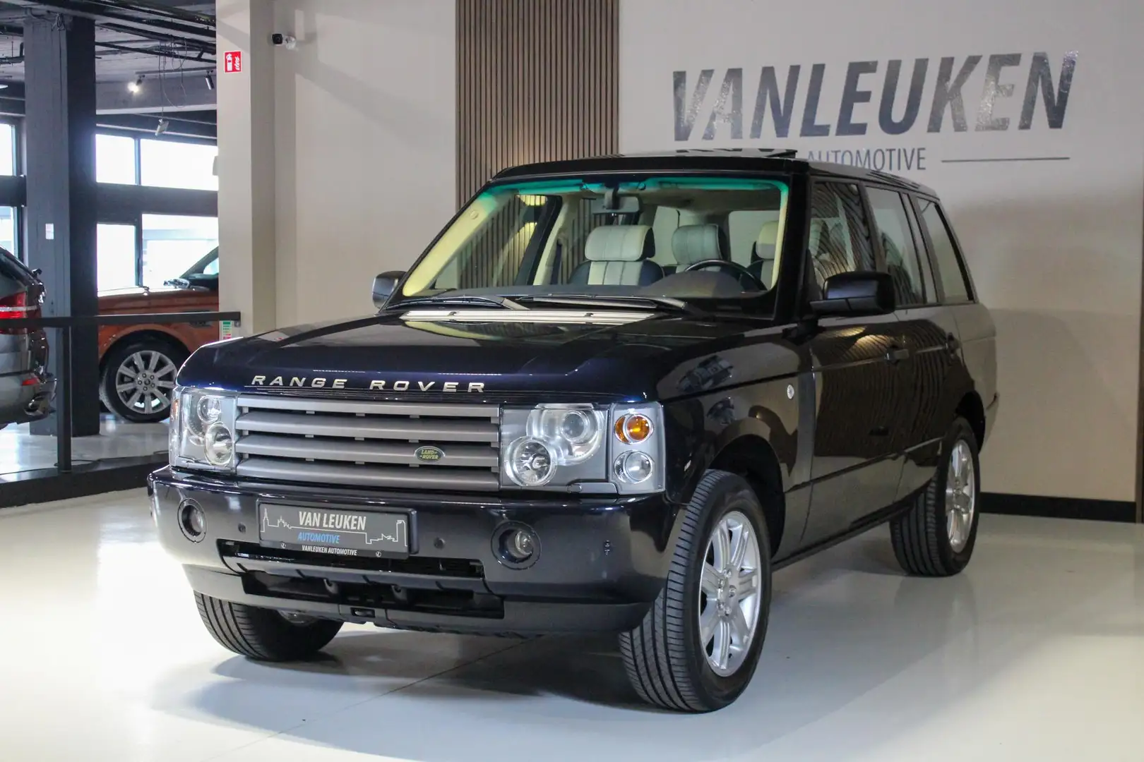 Land Rover Range Rover 4.4 V8 Autobiography CarPlay 28.884 EX BTW Blauw - 2