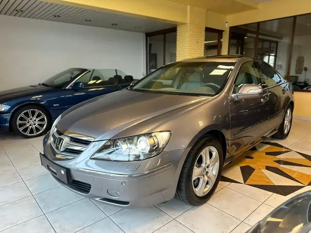 Honda Legend 3.5 V6 SH-AWD