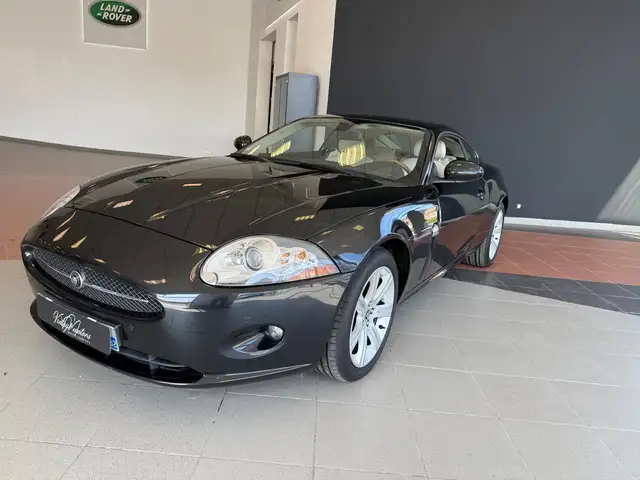 Jaguar XK XK Coupé 4.2 - 304 A