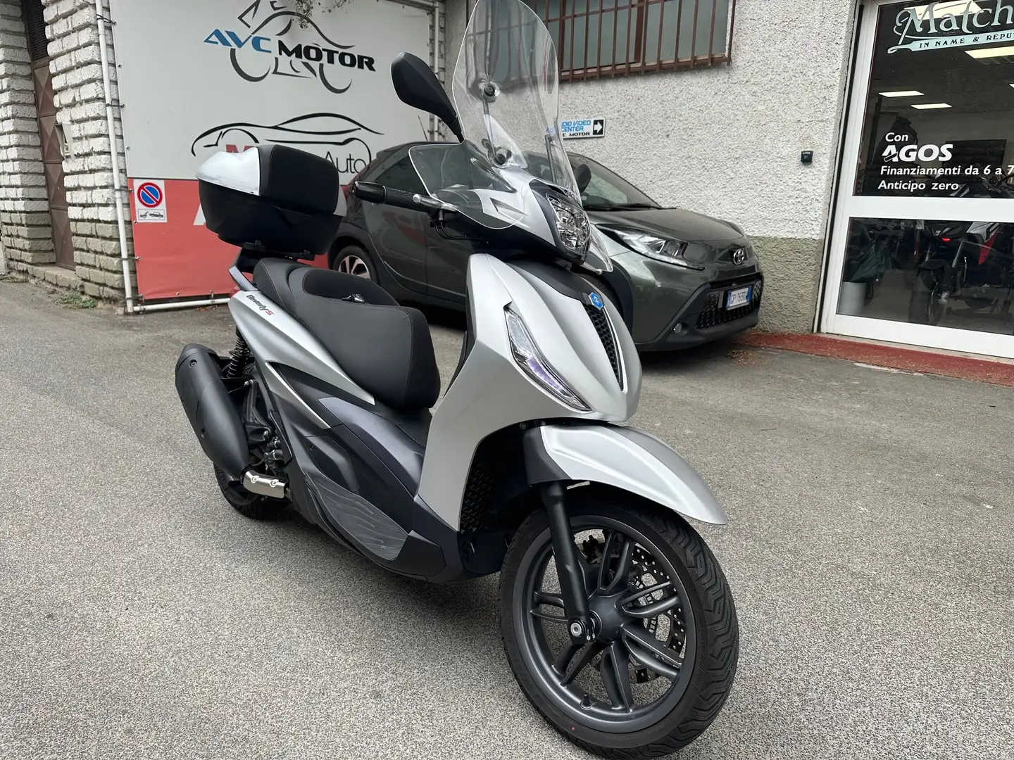 Piaggio Beverly 300 S 10/2021 KM.6468 Argent - 1