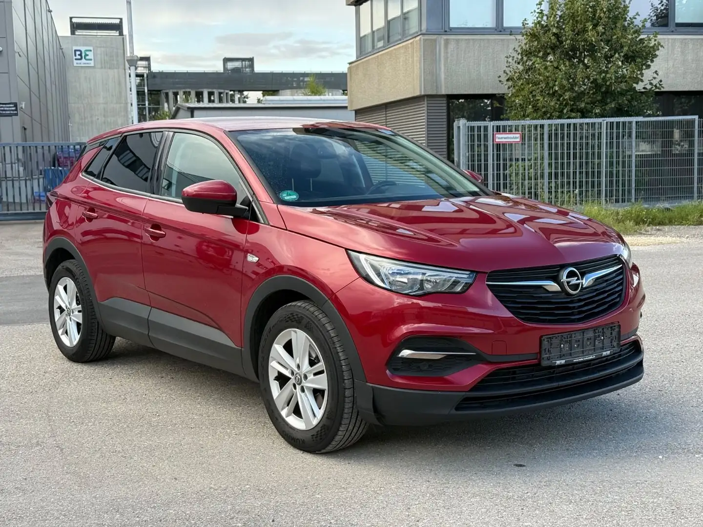 Opel Grandland X 1.2 Euro6 Navi Spurhalte Lenkradhz Rot - 2