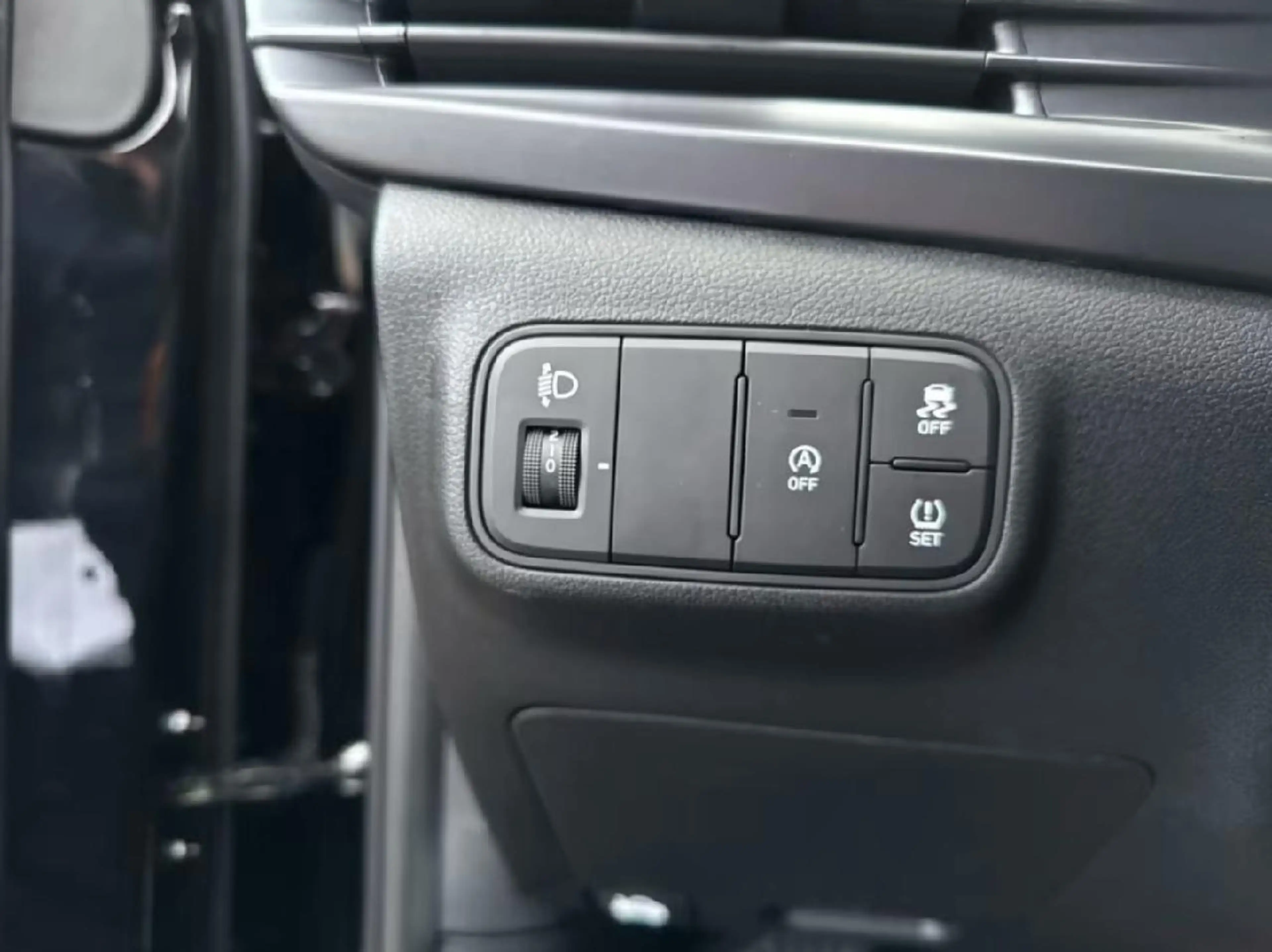 Hyundai BAYON Select 2WD,KLIMA,NAVI,RFK,MFL — photo 12