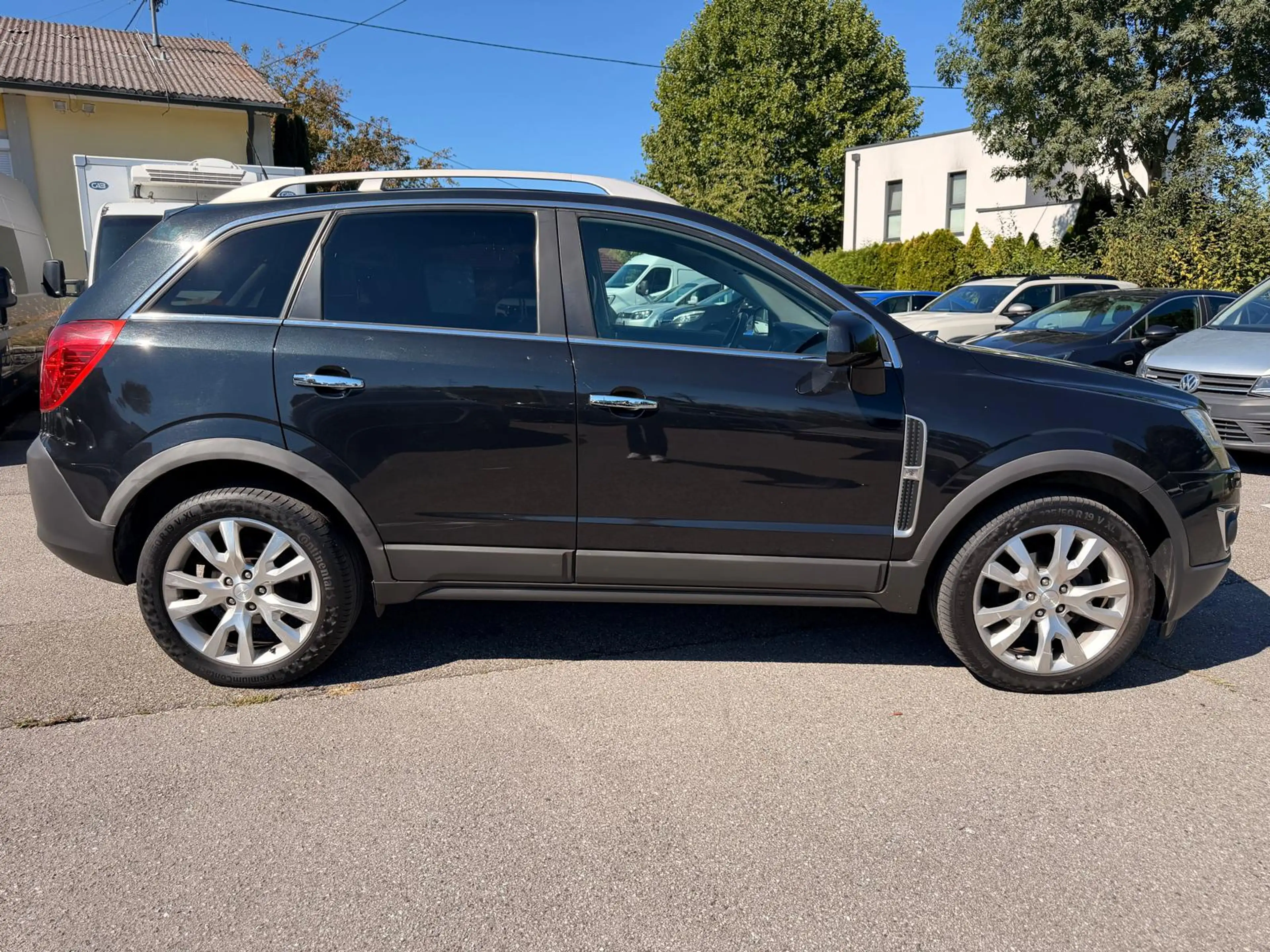 Opel Antara Cosmo 4x4 *Sitzheizung*Klimaautomatik* — photo 6