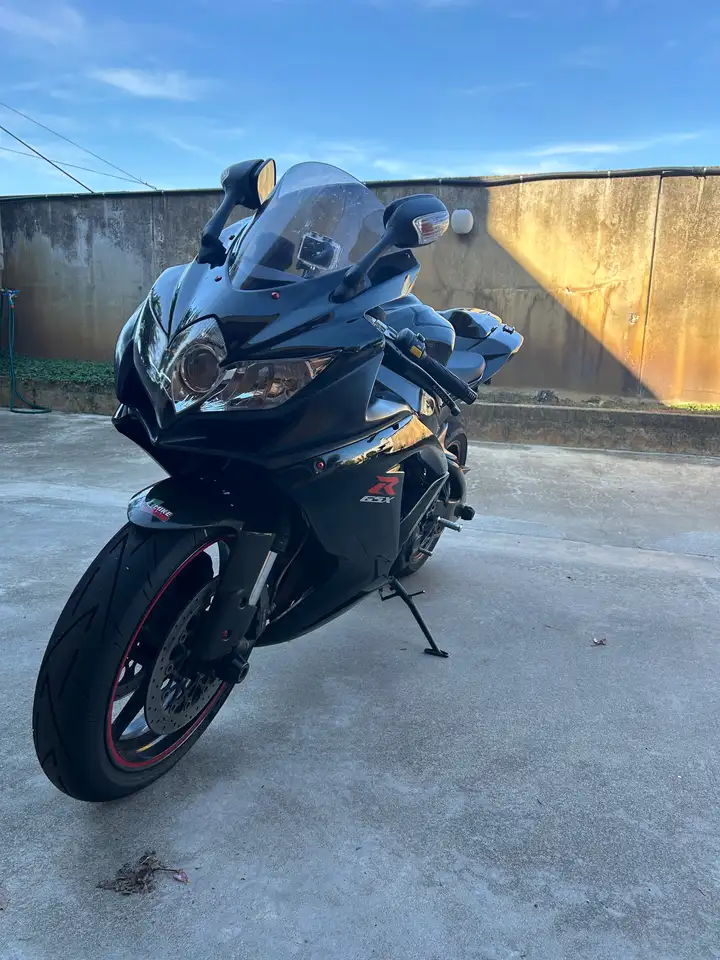 Suzuki GSX-R 750