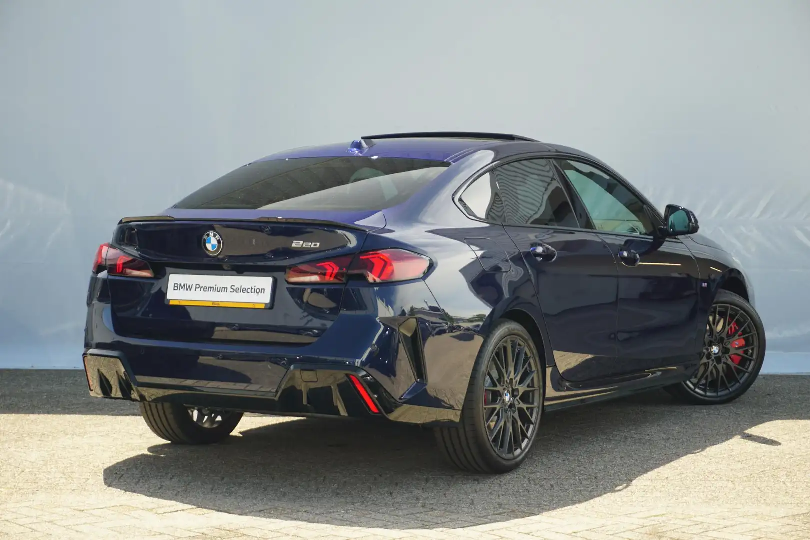 BMW 220 2 Serie Gran Coupé M Sportpakket Pro 19'' / Panora Blau - 2