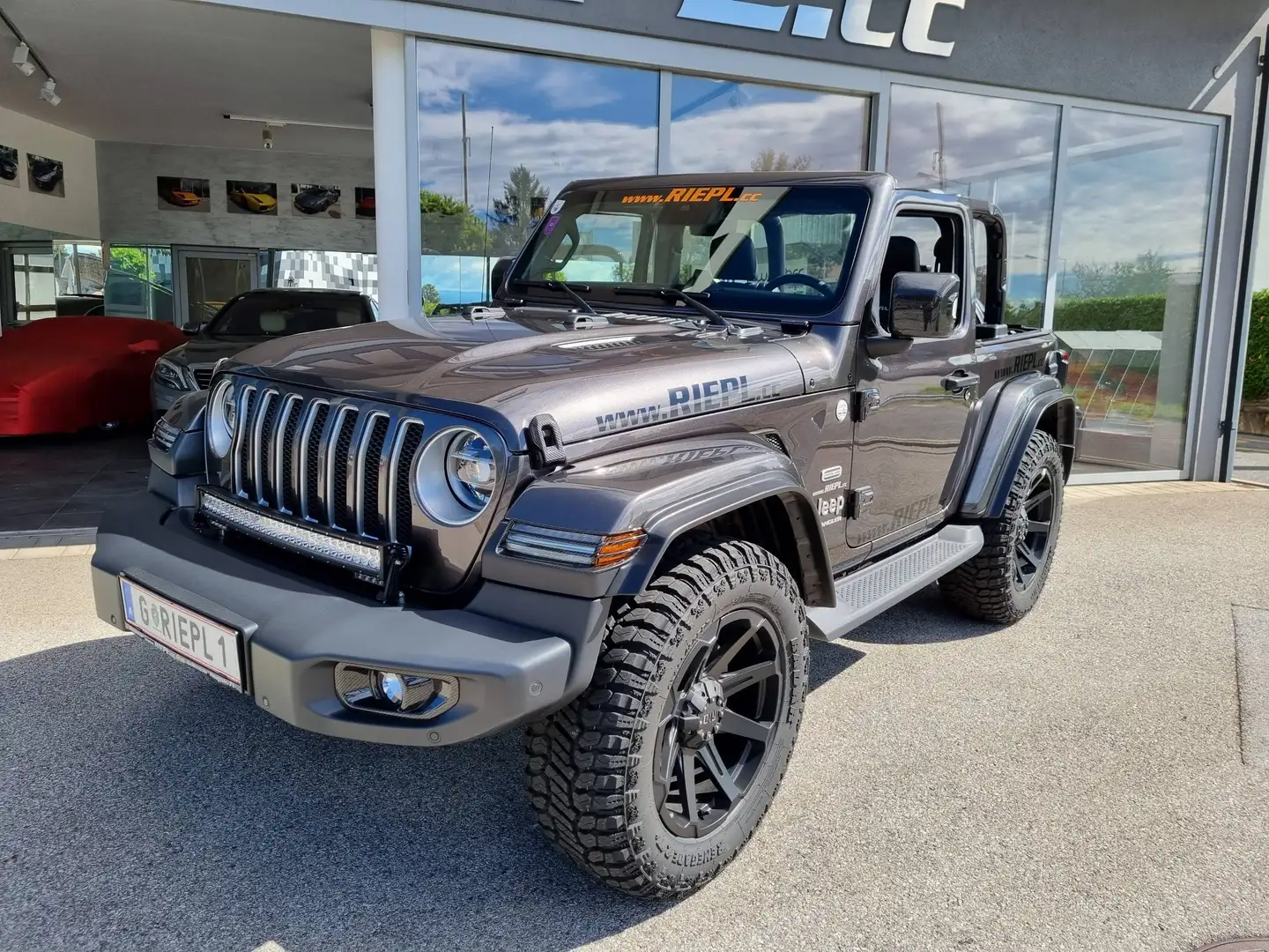 Jeep Wrangler Sahara NUR 67.000 KM Leder Led Navi Technologiepaket Hardtop Grau - 1