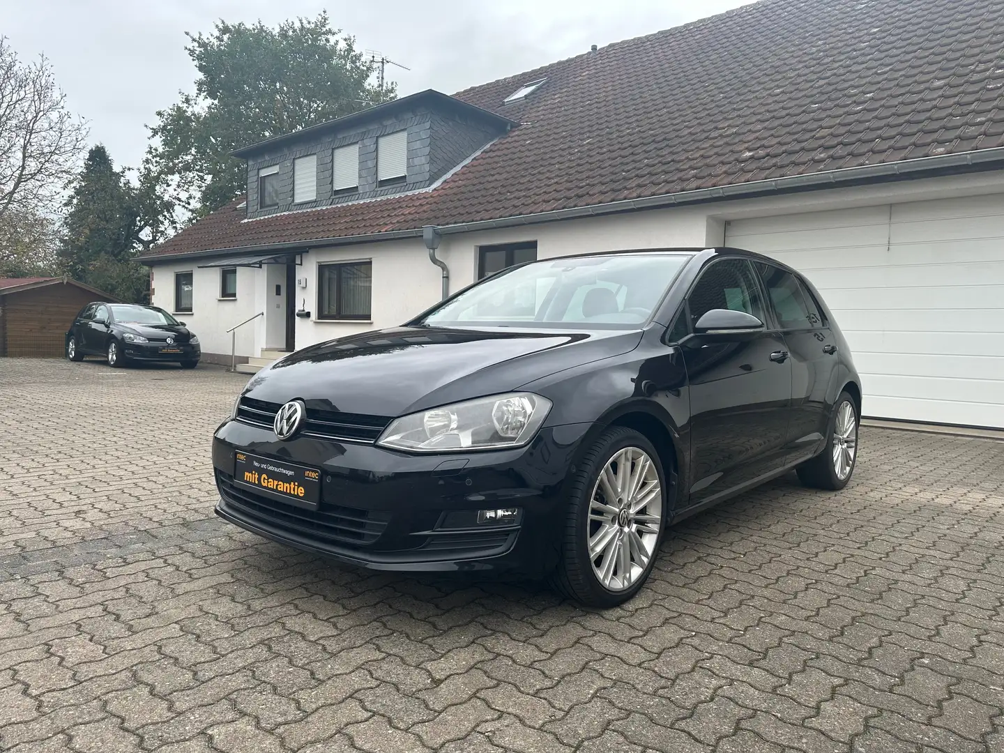 Volkswagen Golf Golf VII 5-Türer 1.2 TSI BlueMotion Trendline Schwarz - 2