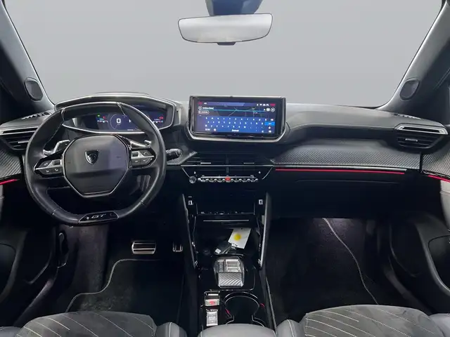 Peugeot 2008 view 11