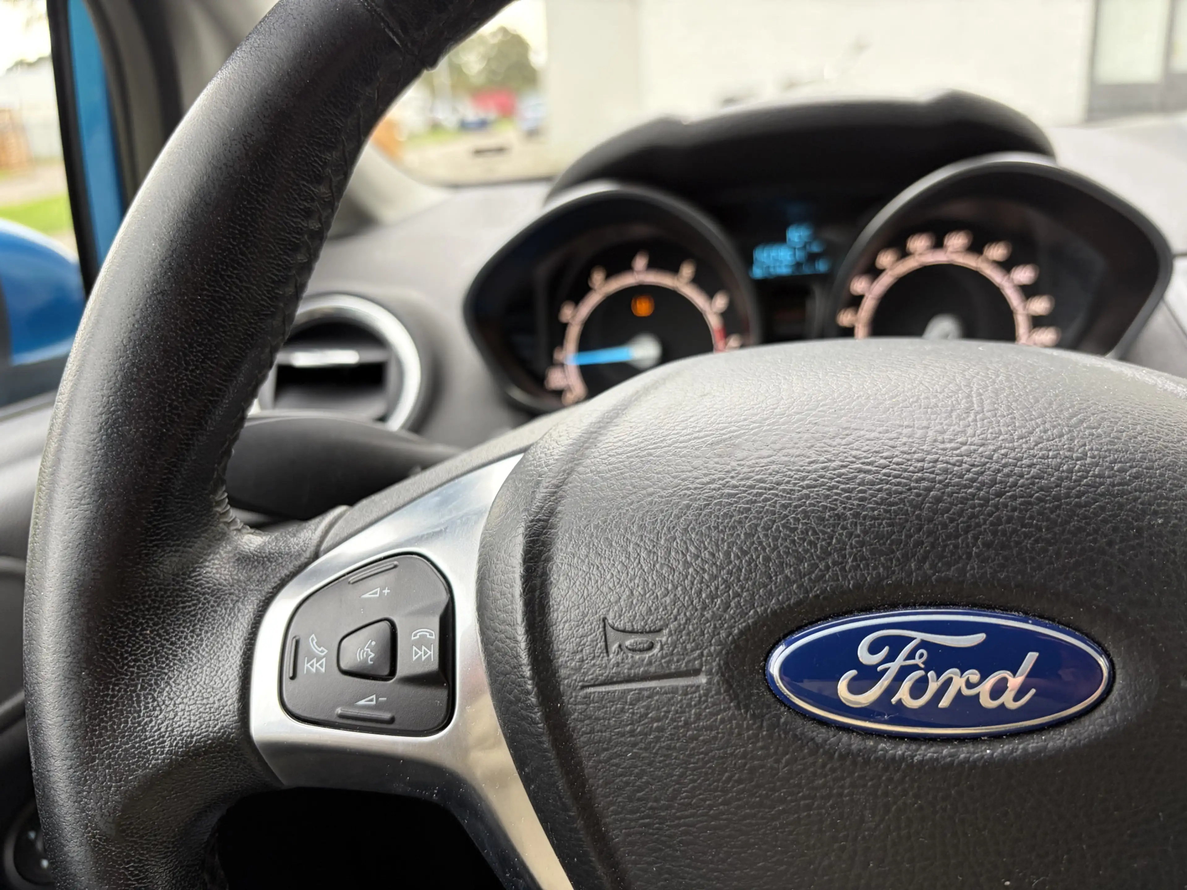 Ford Fiesta 1.0i EcoBoost Titanium 5-Deurs 101 PK. Distributie — photo 21