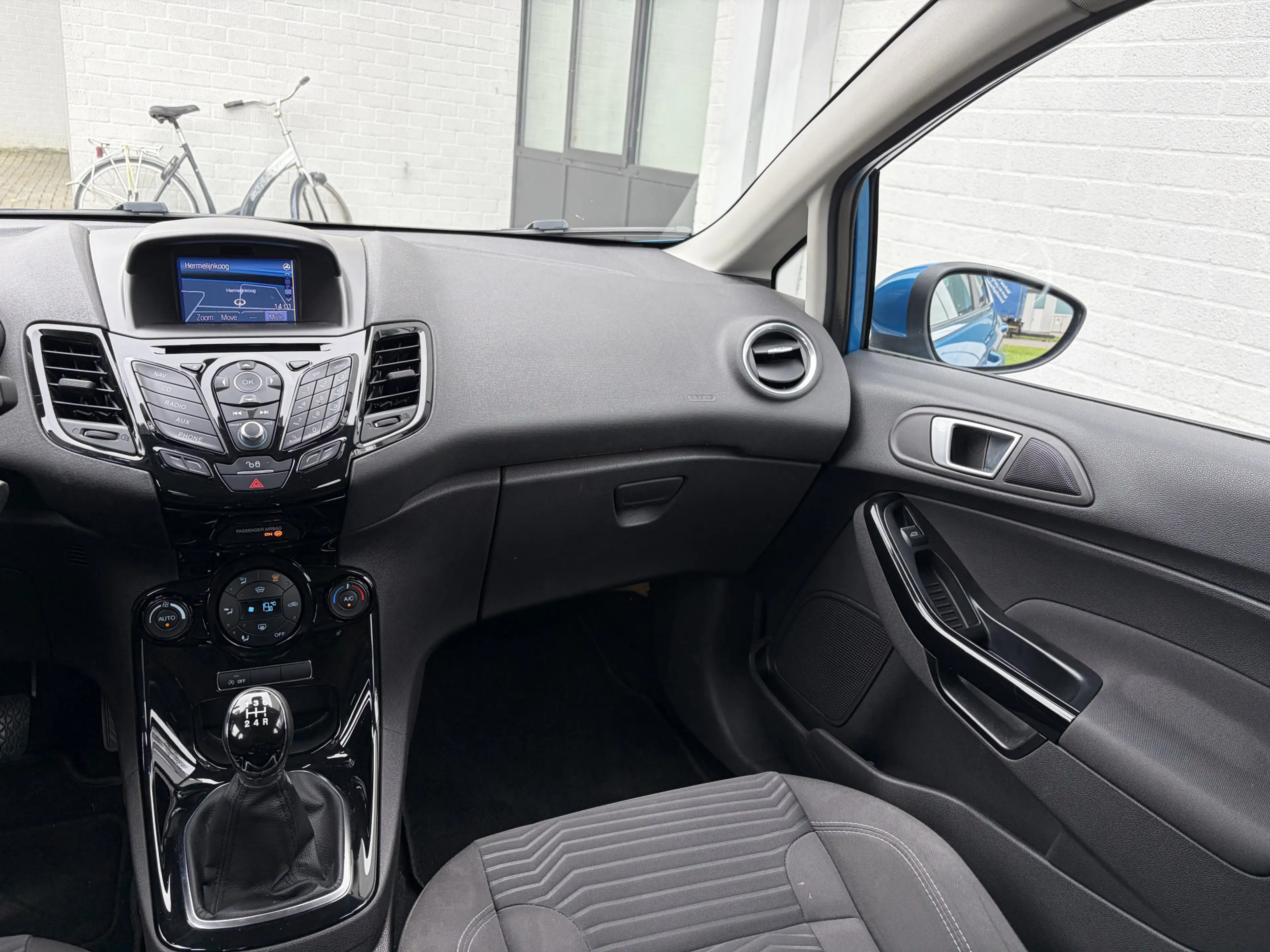 Ford Fiesta 1.0i EcoBoost Titanium 5-Deurs 101 PK. Distributie — photo 13