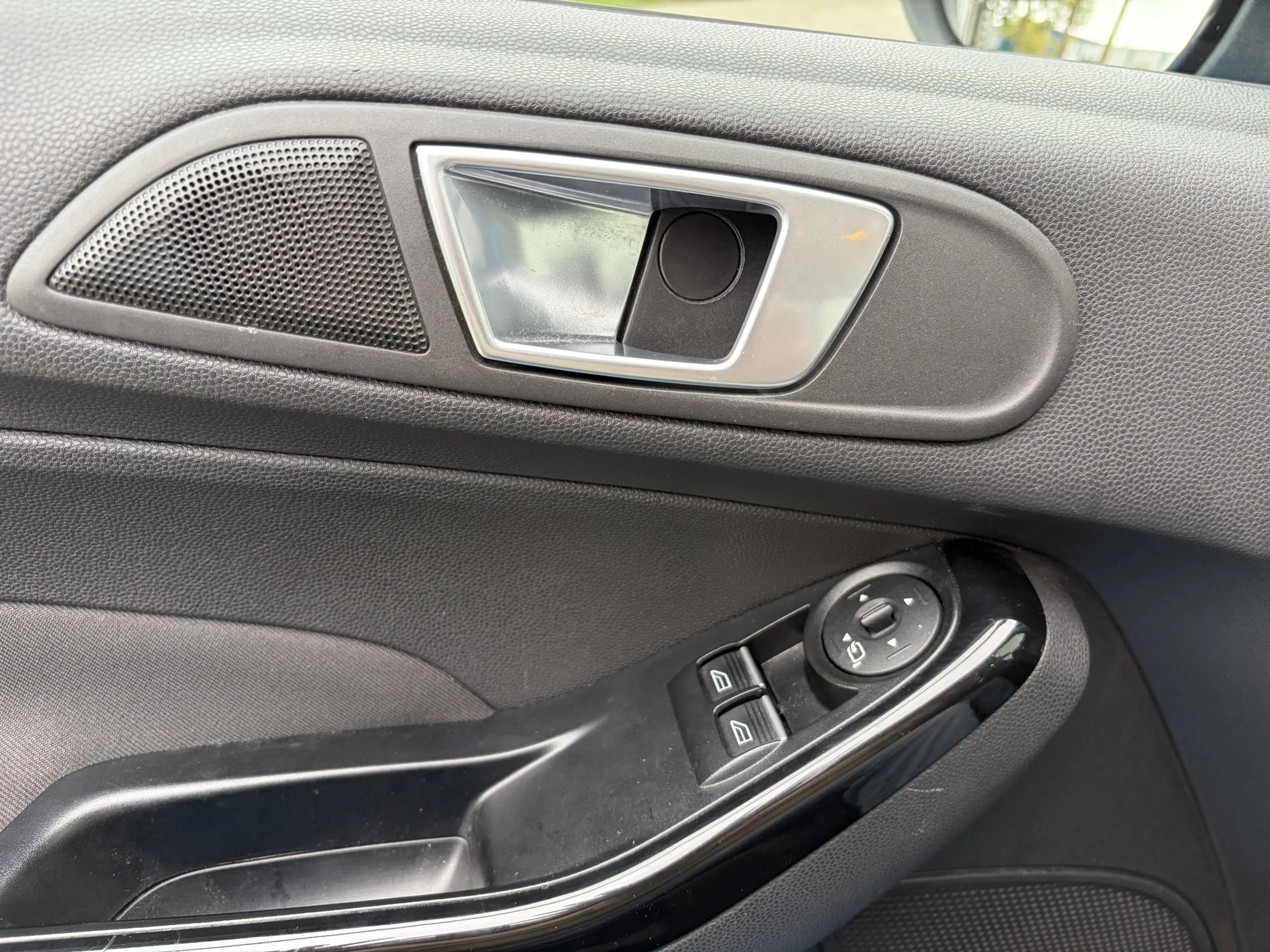 Ford Fiesta 1.0i EcoBoost Titanium 5-Deurs 101 PK. Distributie — photo 18