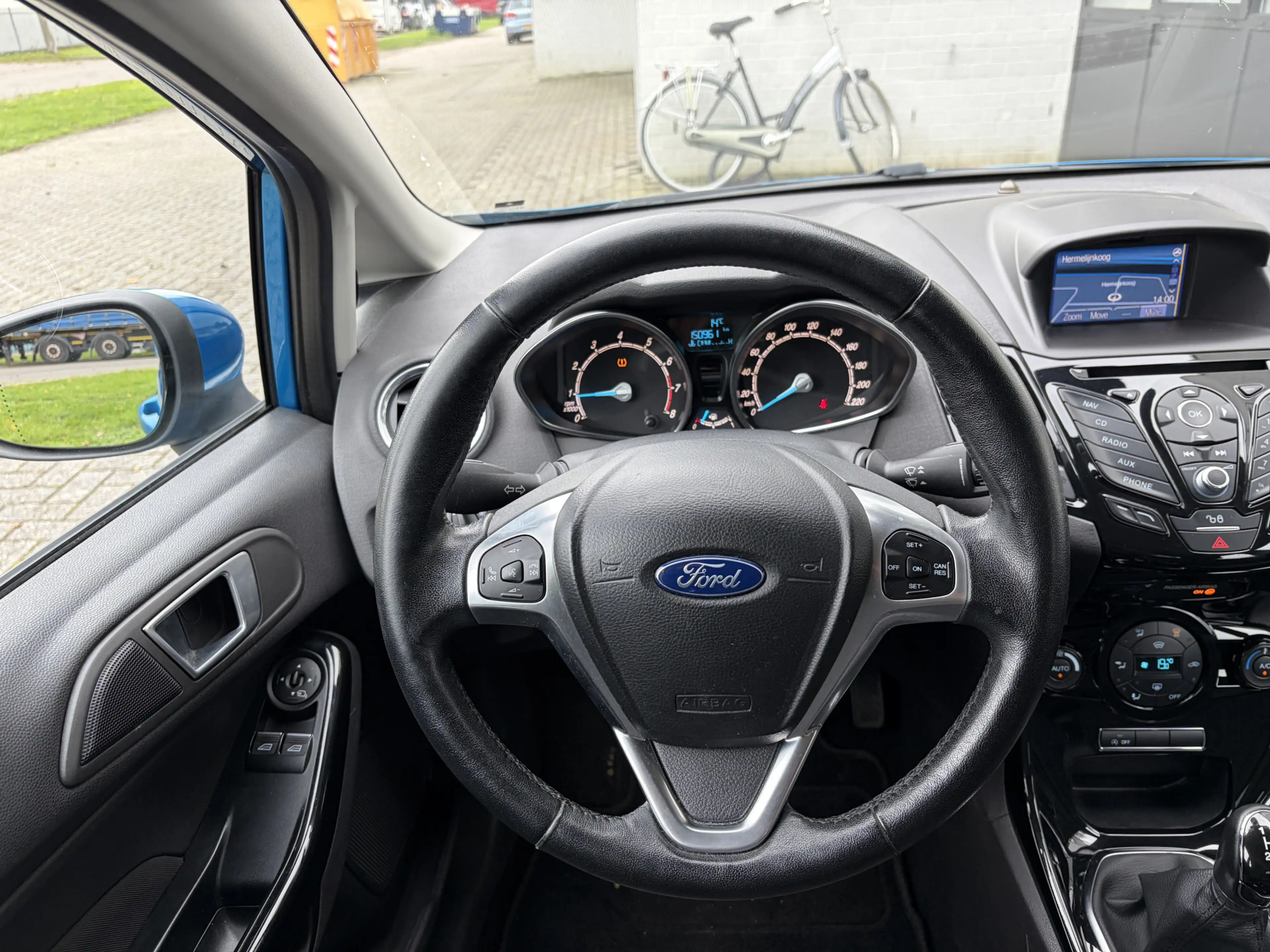 Ford Fiesta 1.0i EcoBoost Titanium 5-Deurs 101 PK. Distributie — photo 12