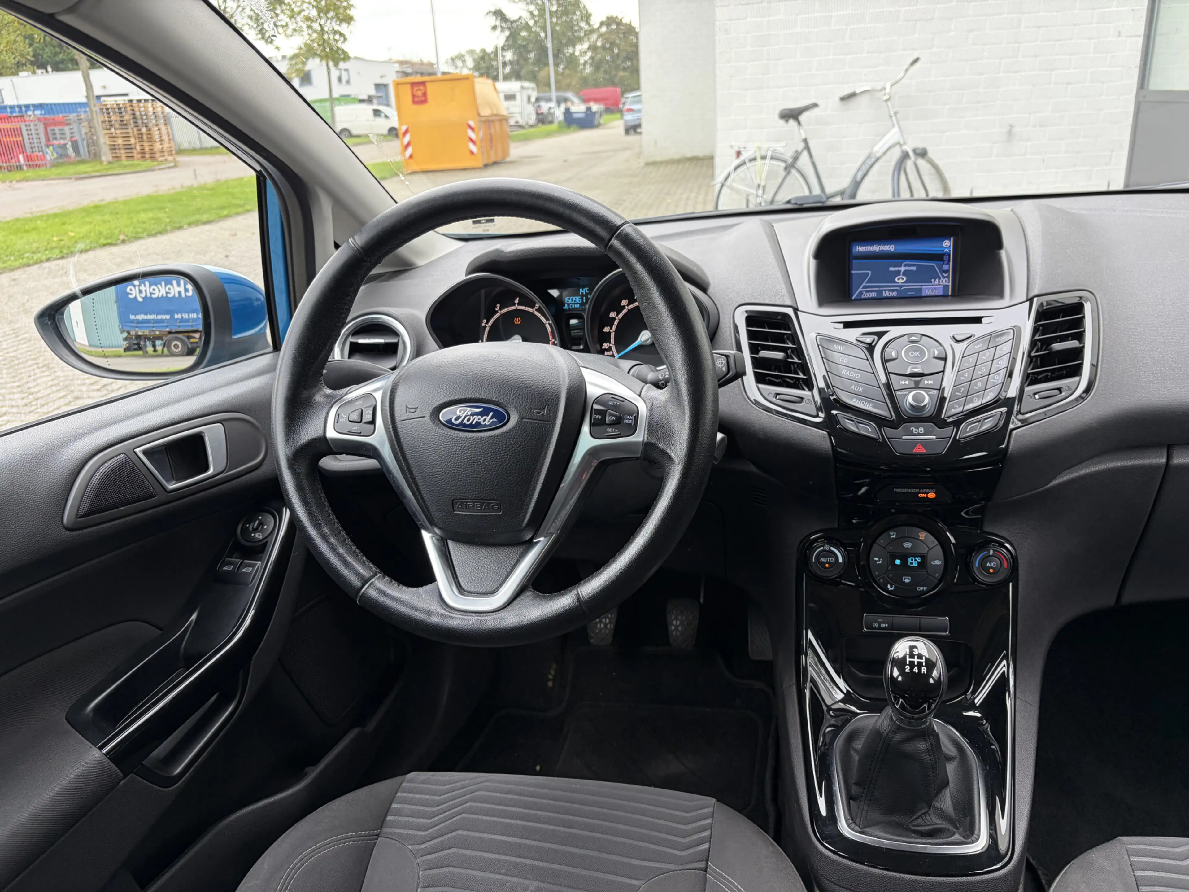 Ford Fiesta 1.0i EcoBoost Titanium 5-Deurs 101 PK. Distributie — photo 11