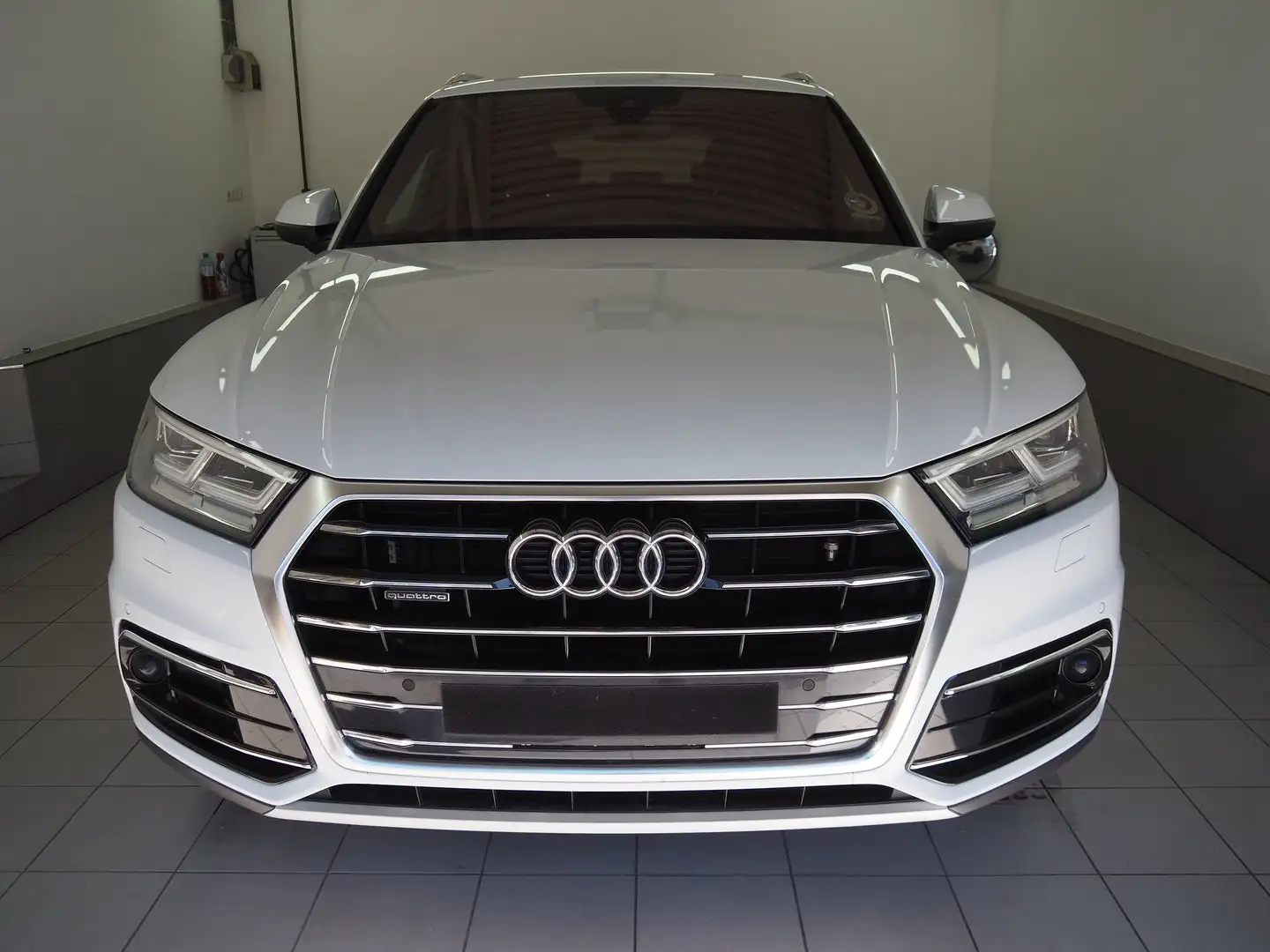 Audi Q5 40 TDI ultra quattro Sport Weiß - 2