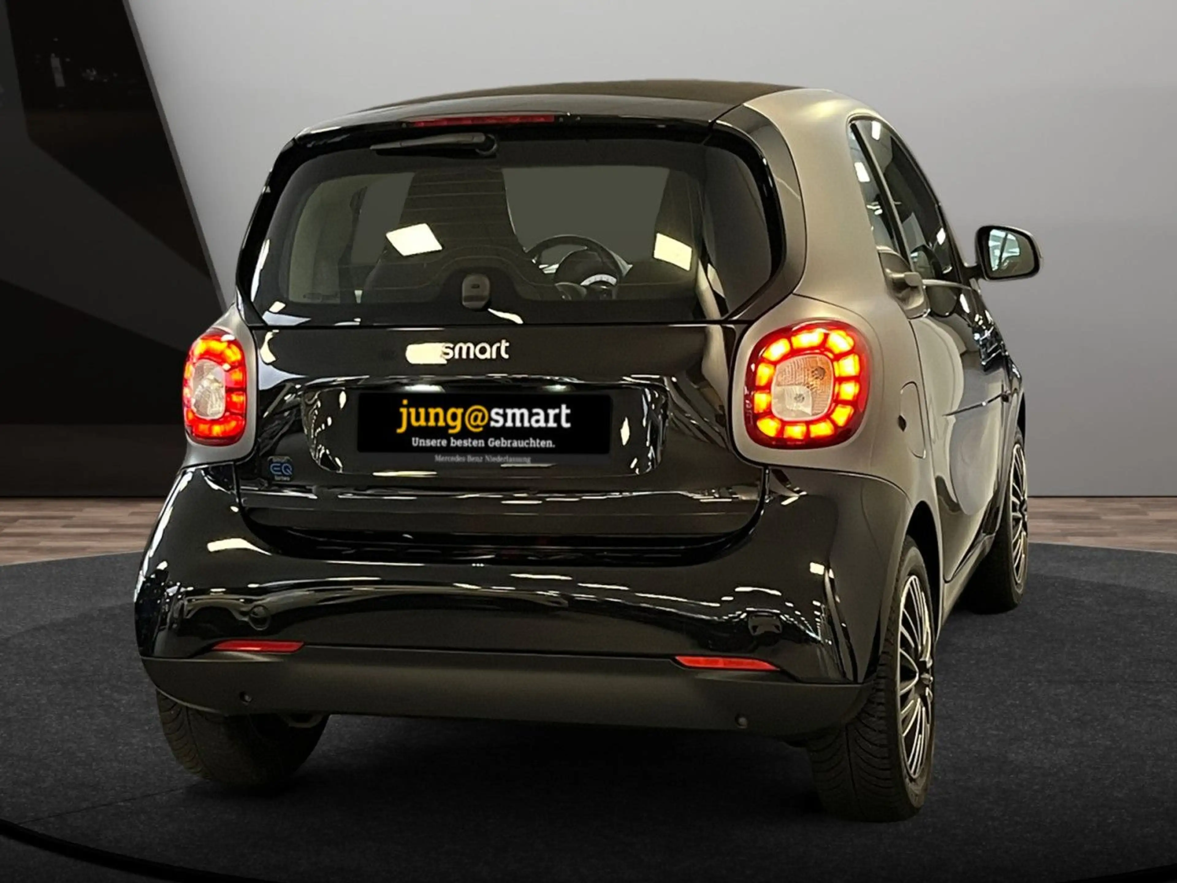 smart forTwo coupé 60kWed cool&Audio Dig Radio Tempom — photo 8