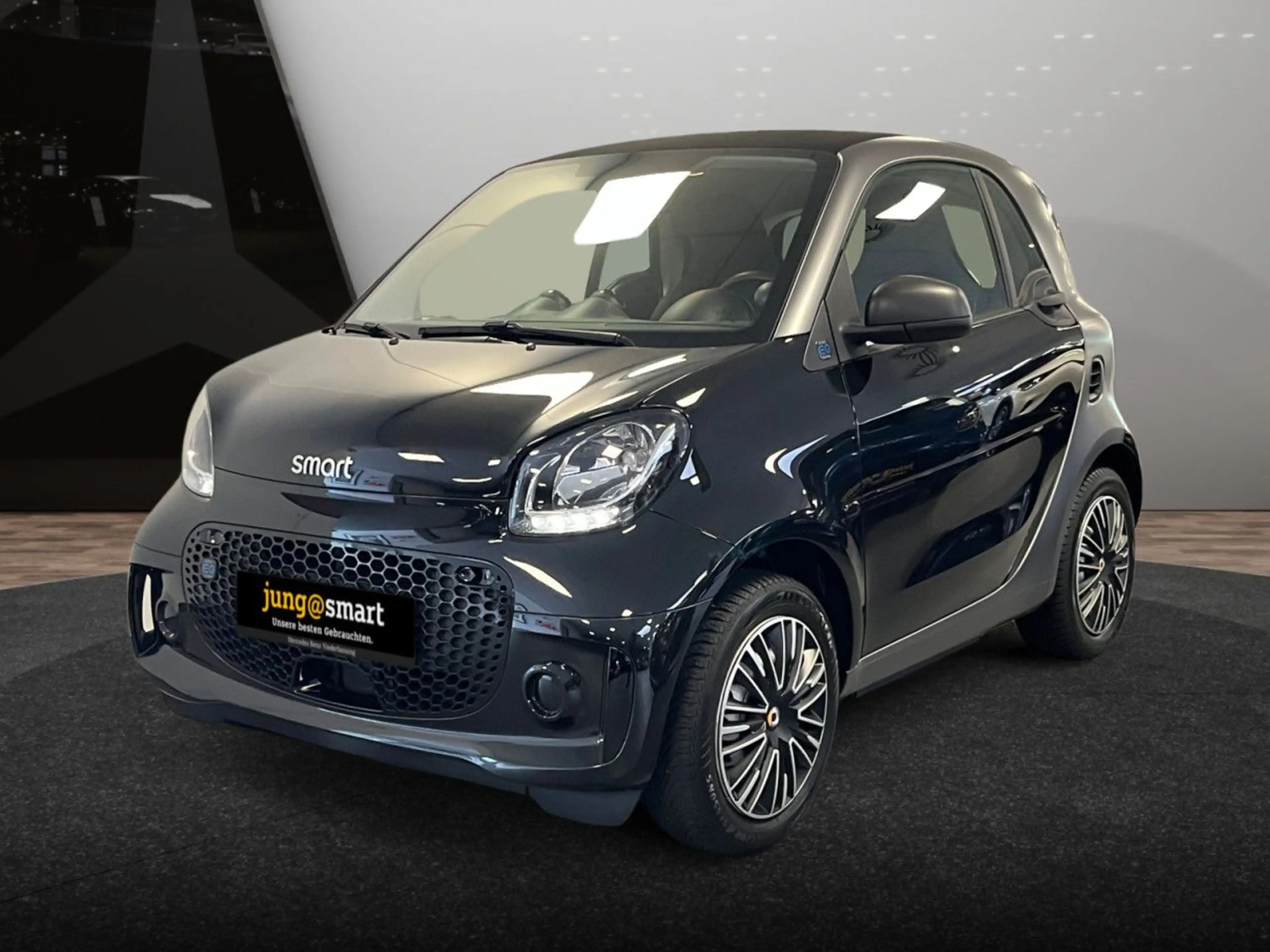 smart forTwo coupé 60kWed cool&Audio Dig Radio Tempom — photo 2