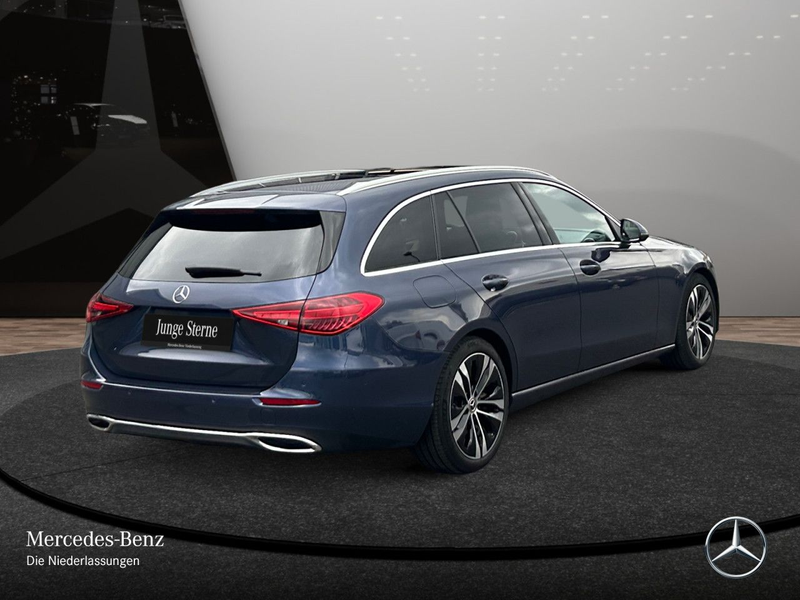 Mercedes-Benz C 220 d T 4M AVANTG+PANO+360+AHK+TOTW+KEYLESS+9G — photo 8