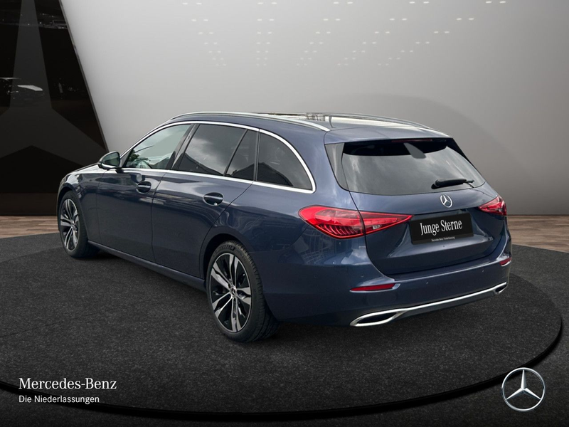Mercedes-Benz C 220 d T 4M AVANTG+PANO+360+AHK+TOTW+KEYLESS+9G — photo 10