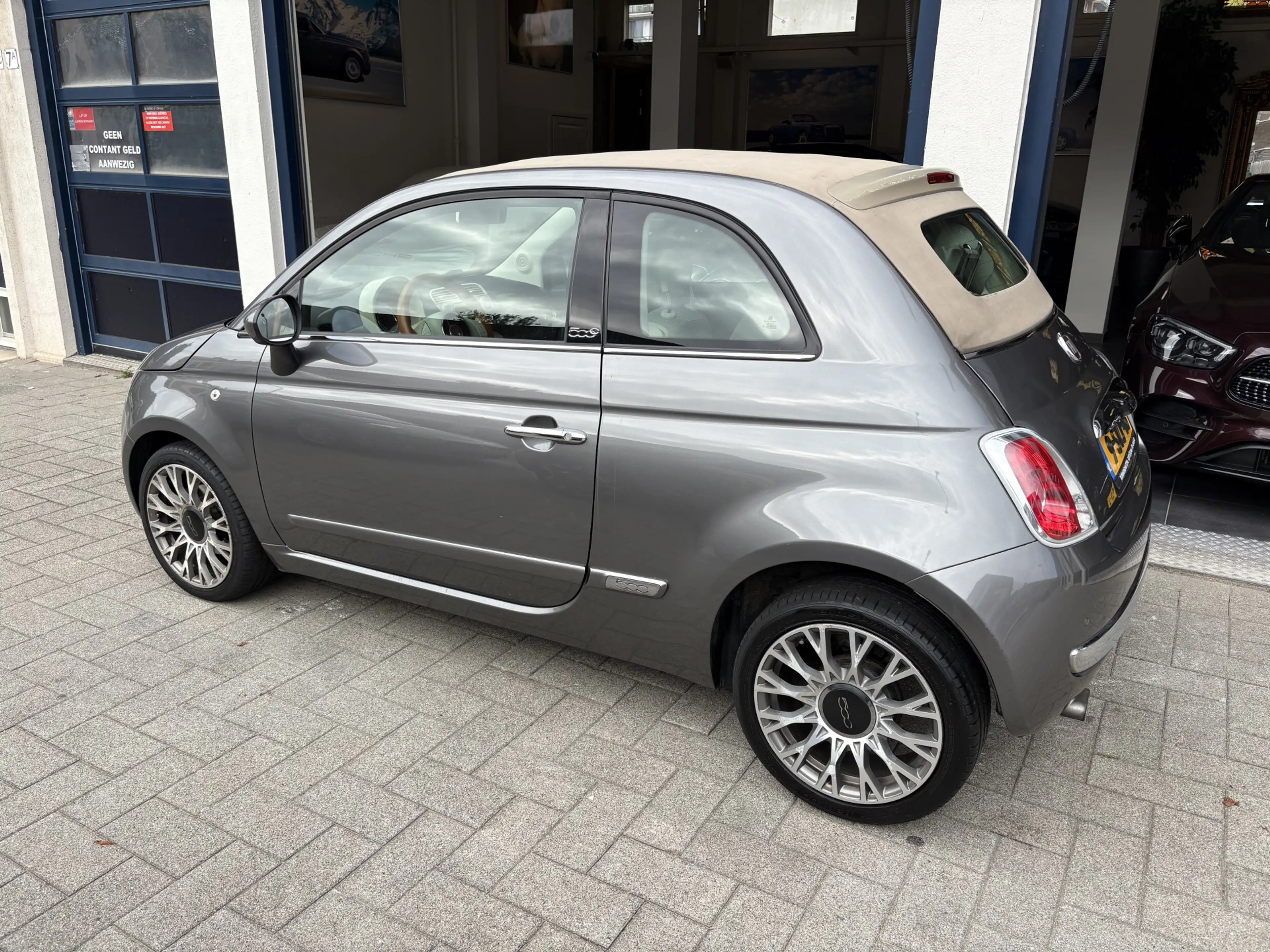 Fiat 500C 0.9 TwinAir Lounge AUTOMAAT/NL AUTO/AIRCO/NW APK — photo 2