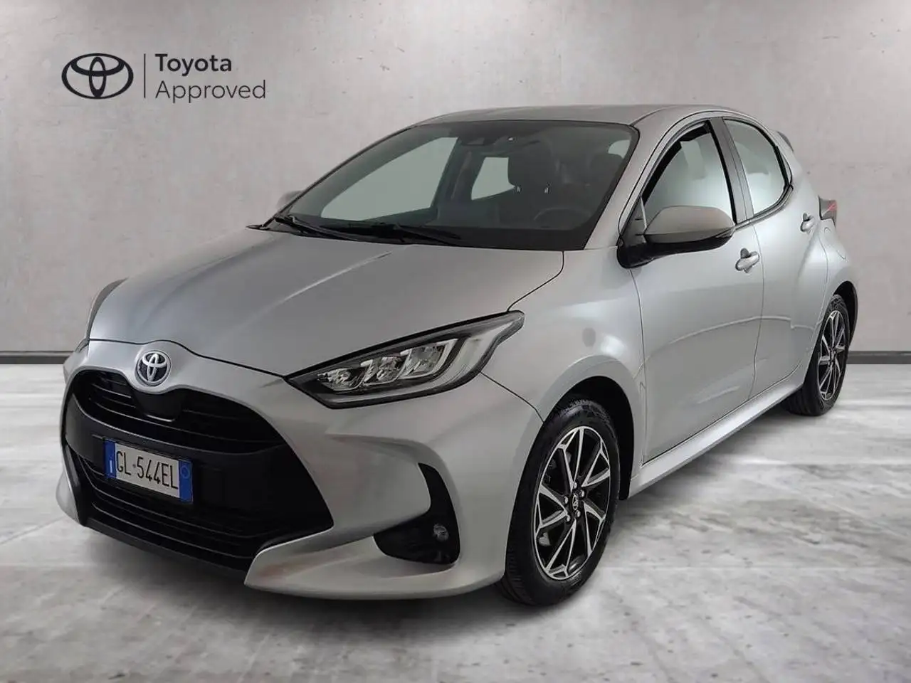 Toyota Yaris Yaris IV 2020 1.5h Style! PREZZO REALE — миниатюра 1