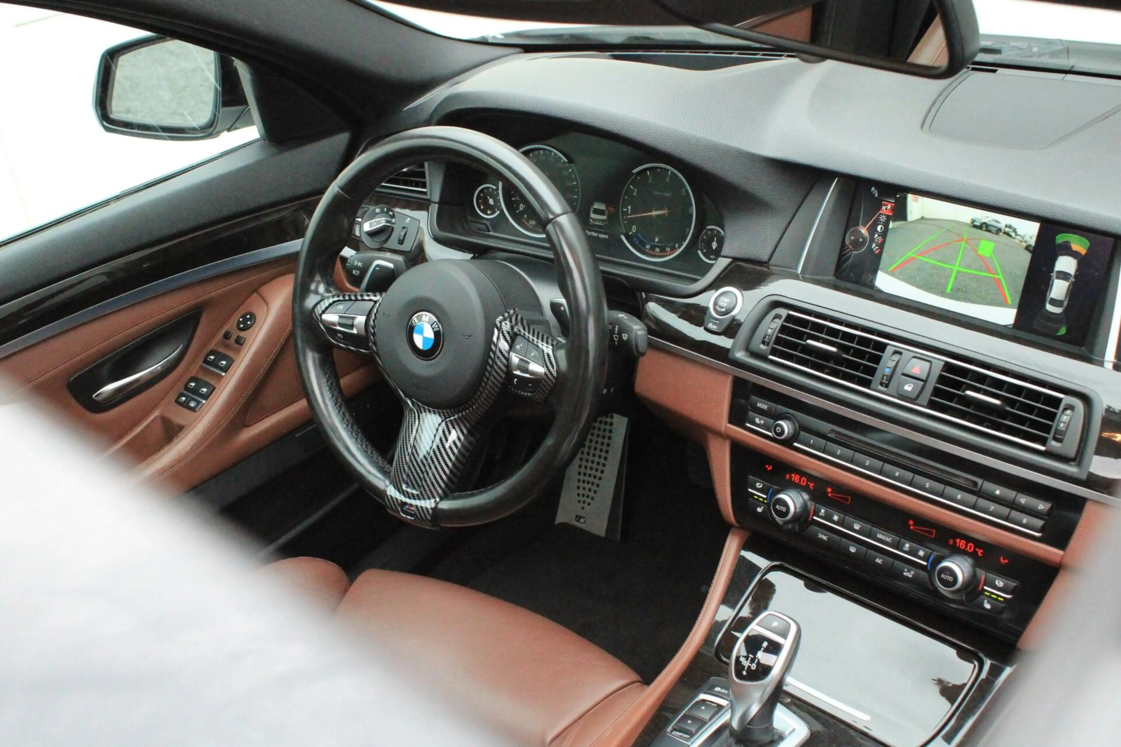 BMW 528 5-serie 528i Softclose HUD Pano Memory Keyless Sch — photo 15