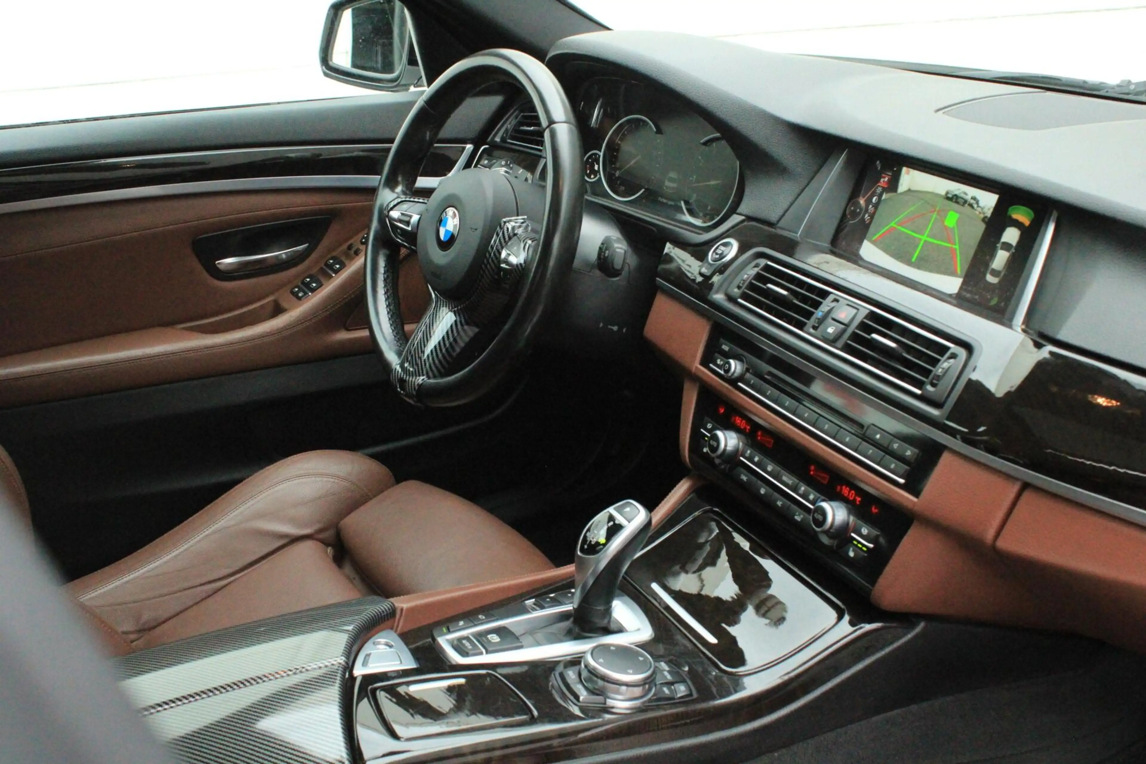 BMW 528 5-serie 528i Softclose HUD Pano Memory Keyless Sch — photo 48