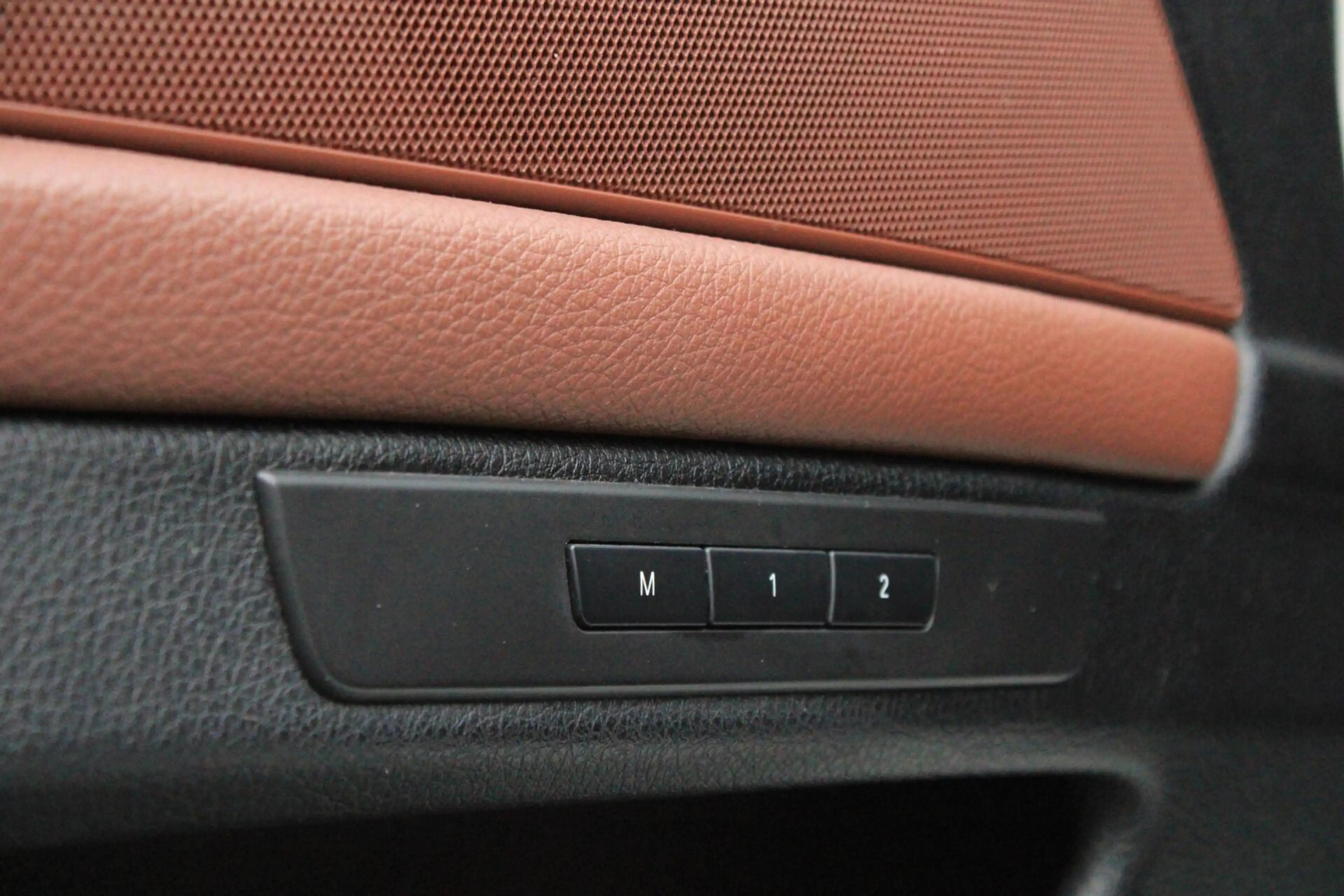 BMW 528 5-serie 528i Softclose HUD Pano Memory Keyless Sch — photo 22