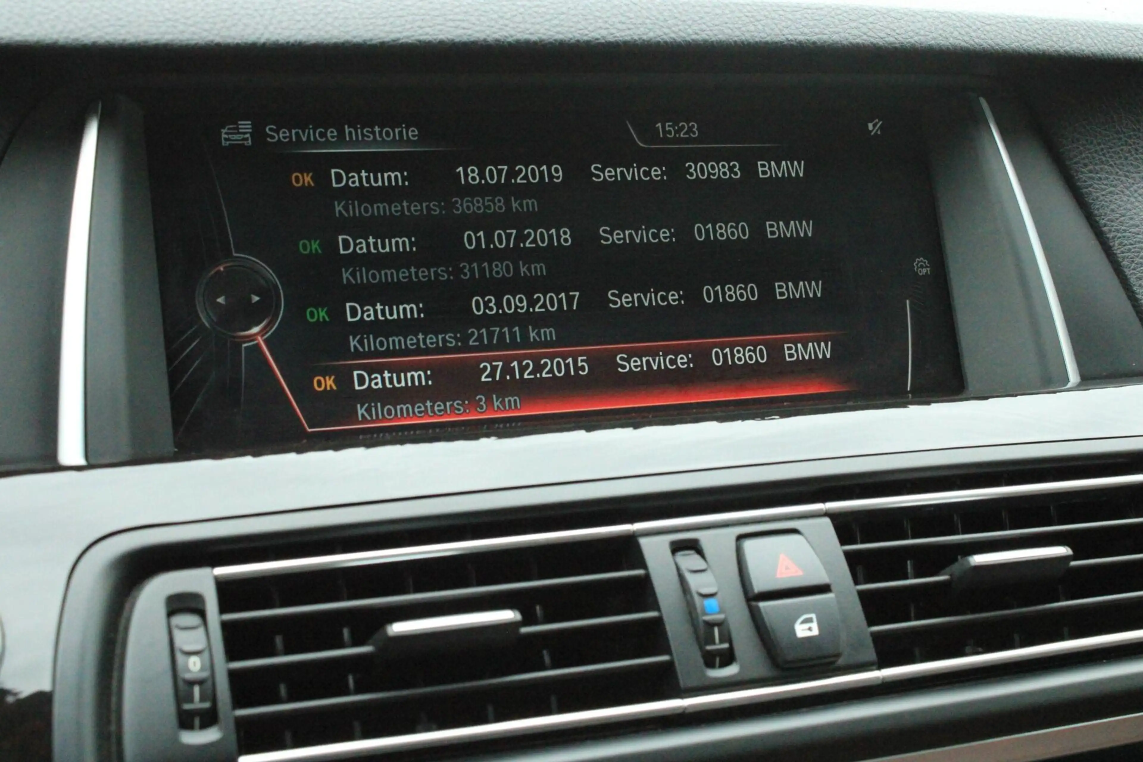 BMW 528 5-serie 528i Softclose HUD Pano Memory Keyless Sch — photo 40