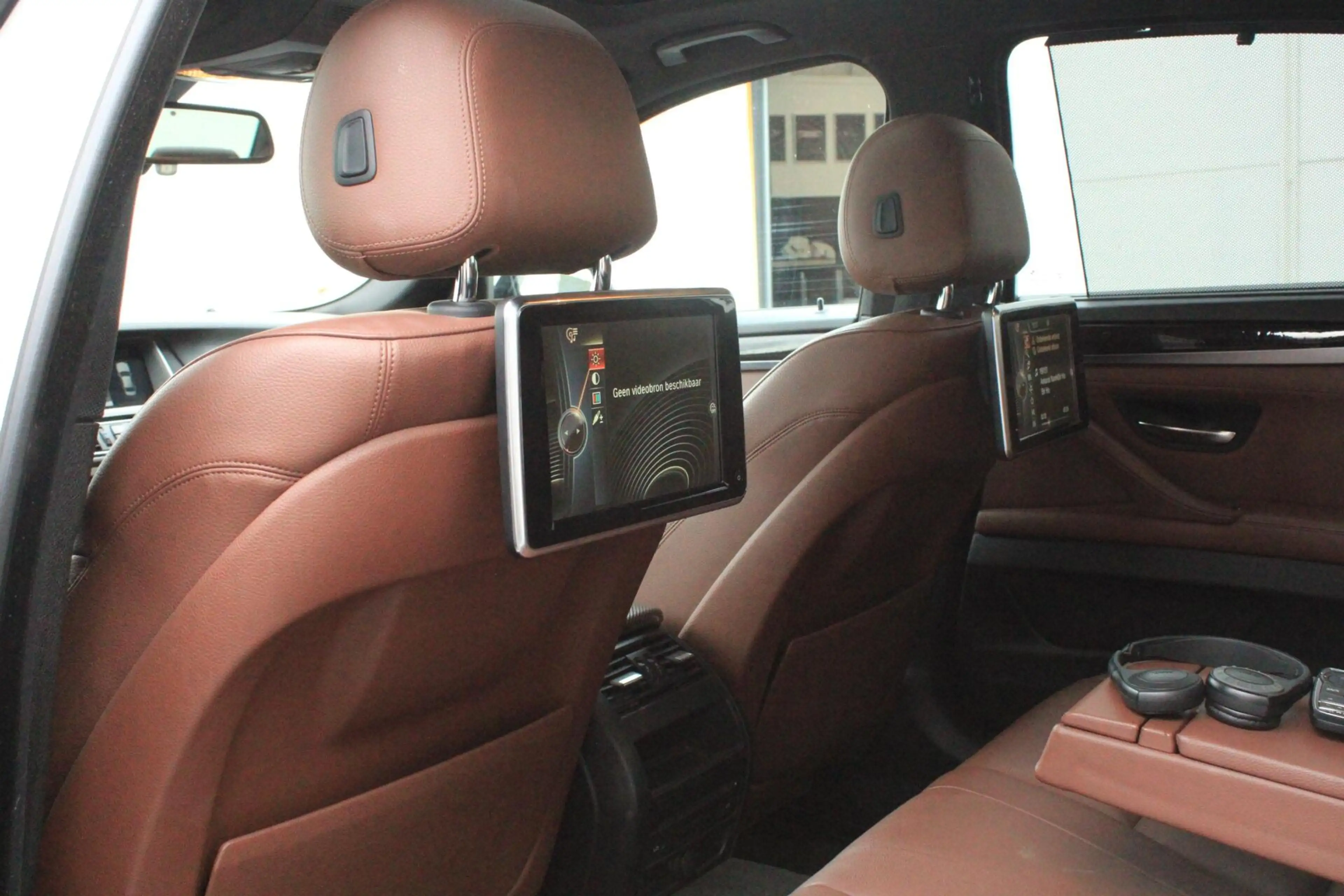 BMW 528 5-serie 528i Softclose HUD Pano Memory Keyless Sch — photo 25