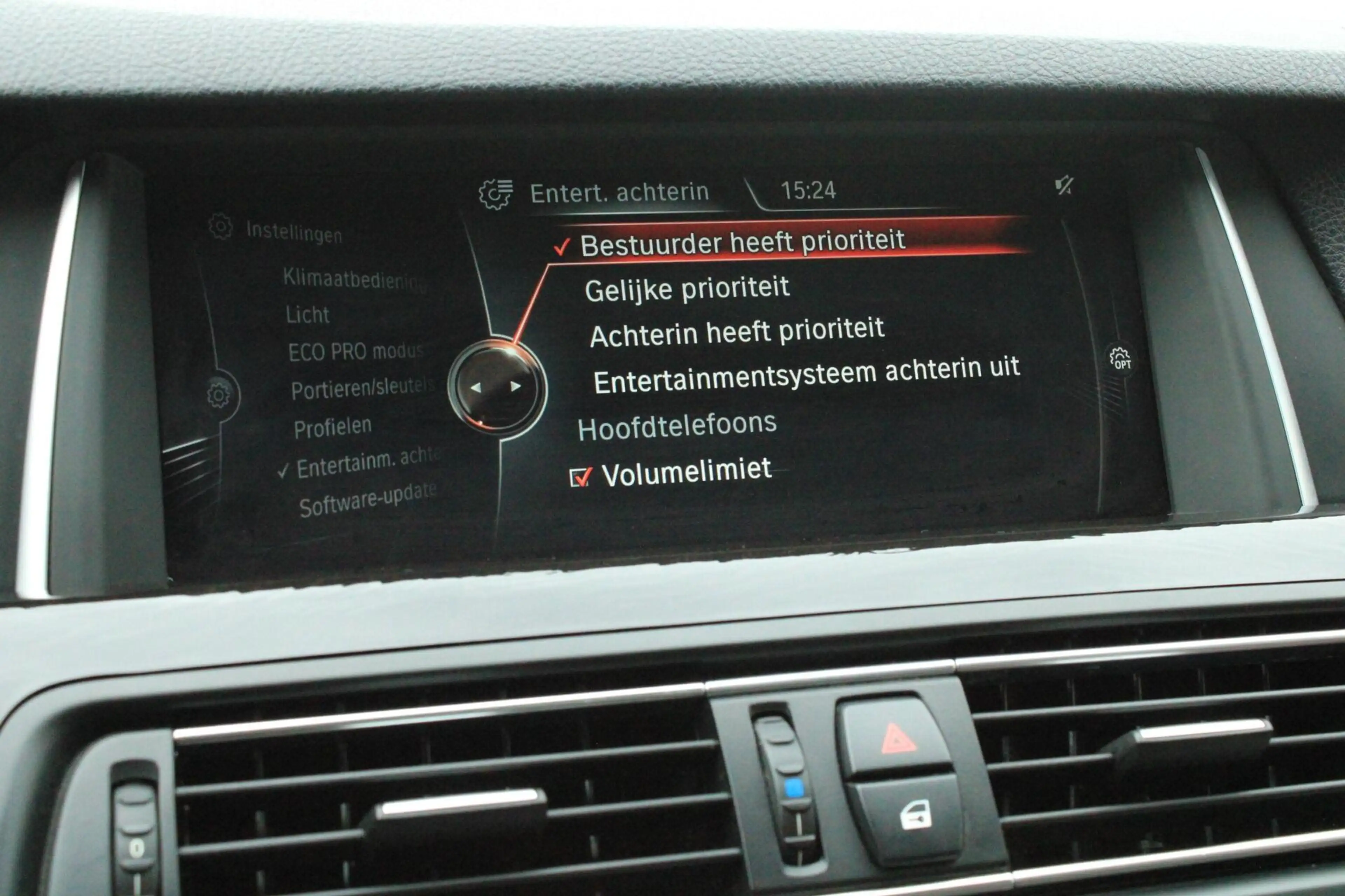 BMW 528 5-serie 528i Softclose HUD Pano Memory Keyless Sch — photo 42