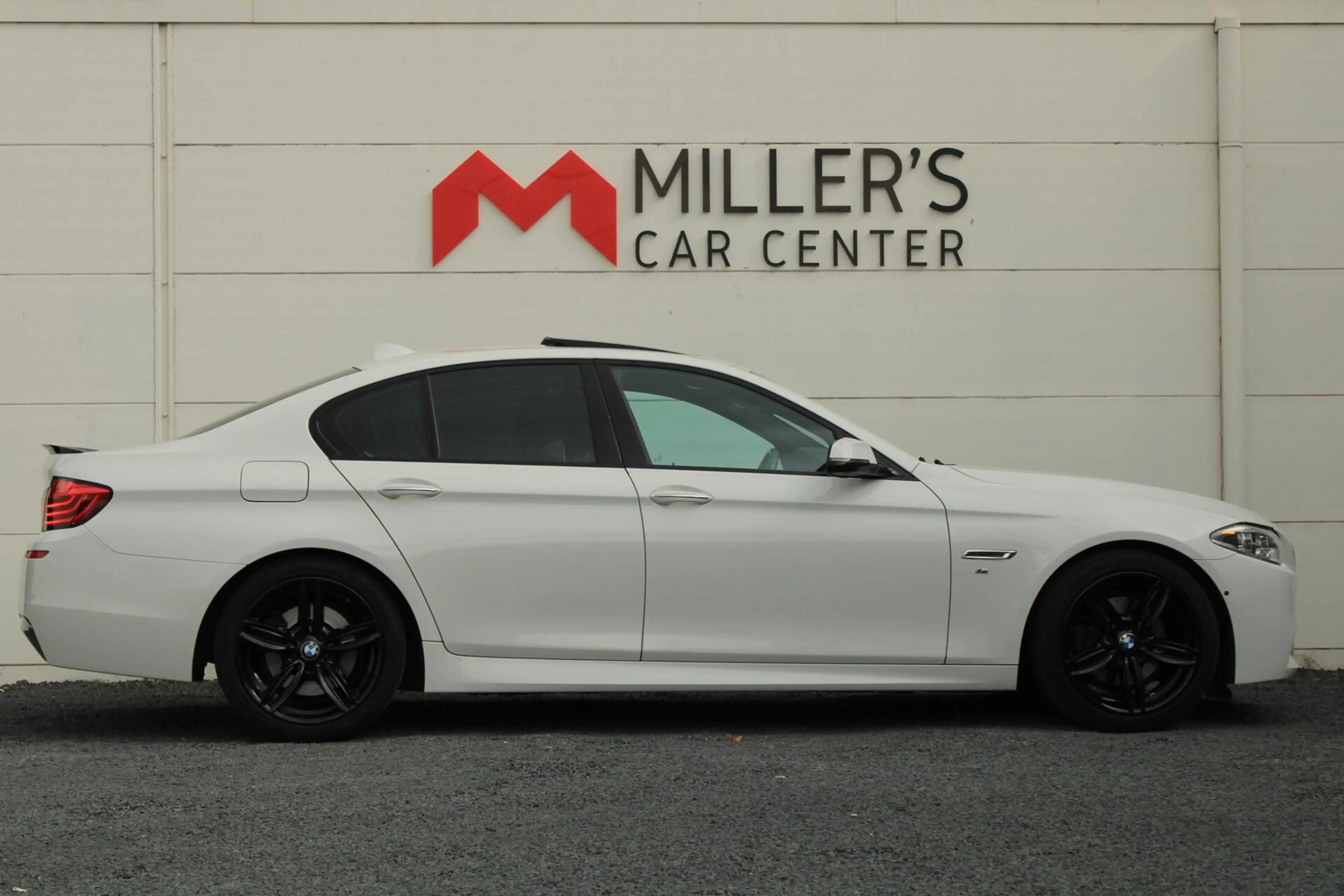BMW 528 5-serie 528i Softclose HUD Pano Memory Keyless Sch — photo 5