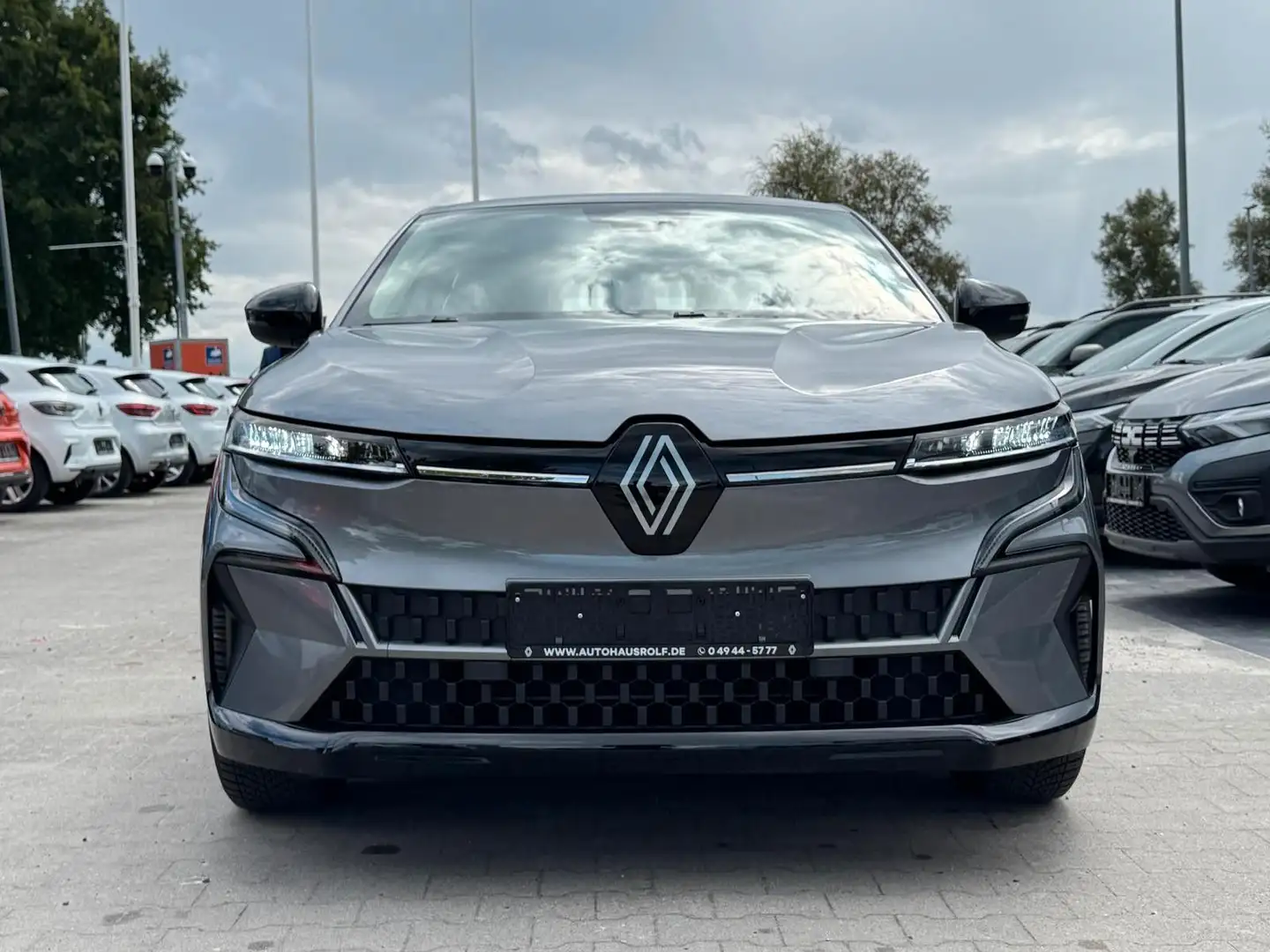 Renault Megane E-Tech Electric Grijs - 2