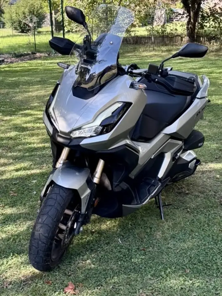 Honda ADV 350